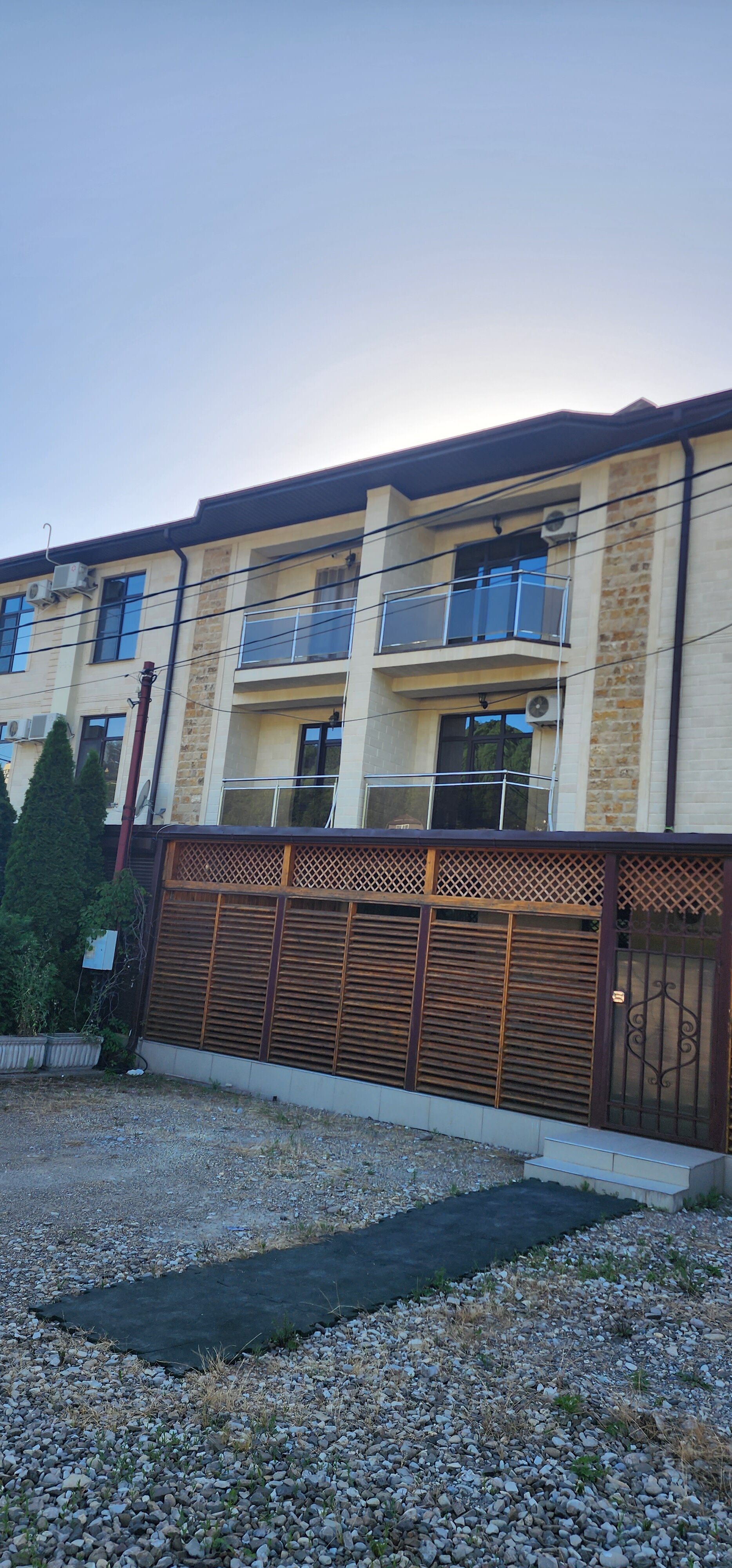 Фото ЯтьХаус