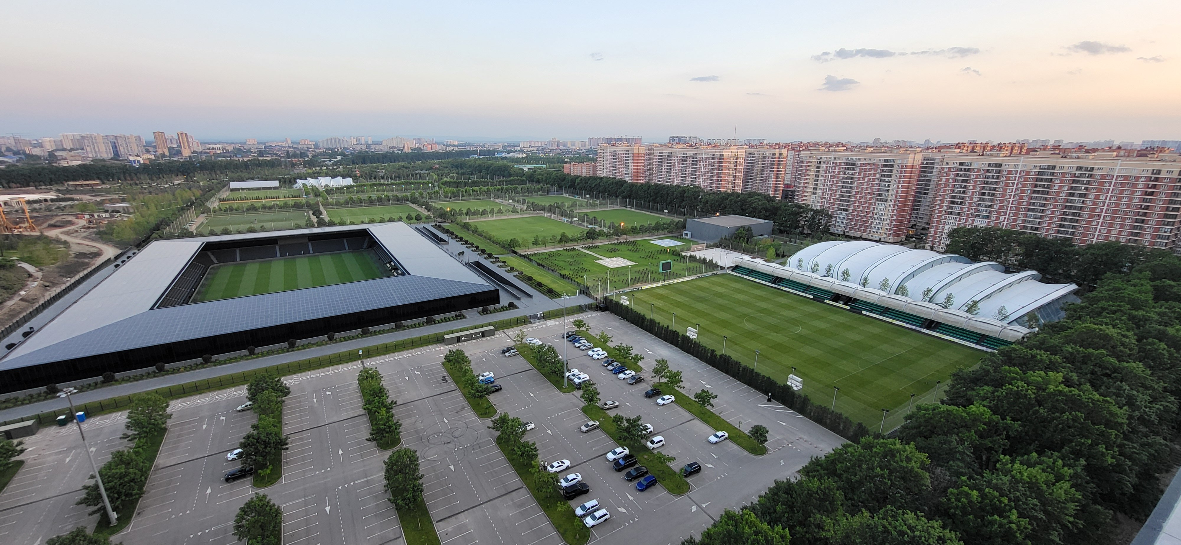 Фото Парк у дома