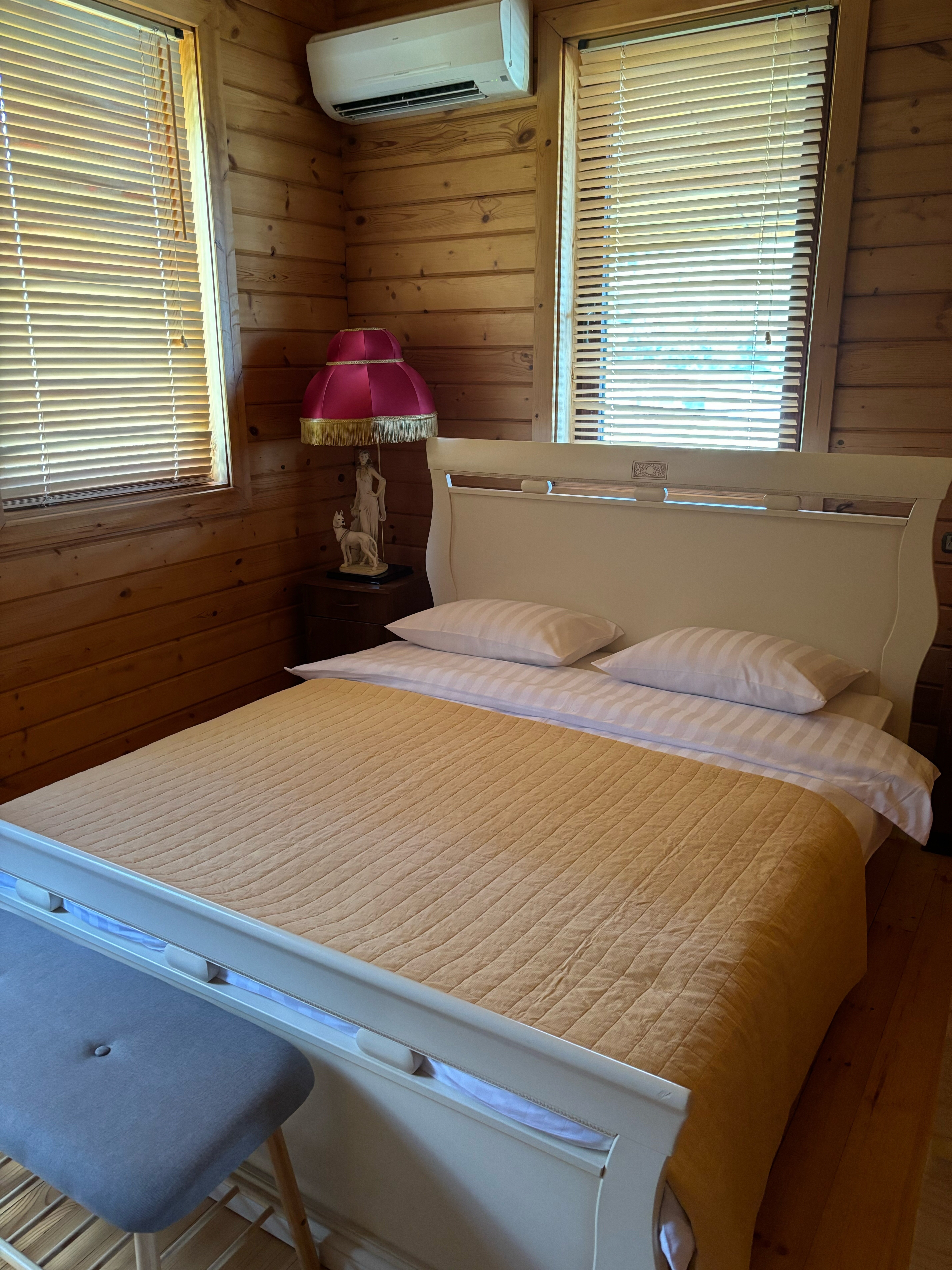 Фото Фрау Абрау