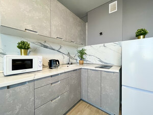 Иное жильё Добрые Квартиры на Таврической