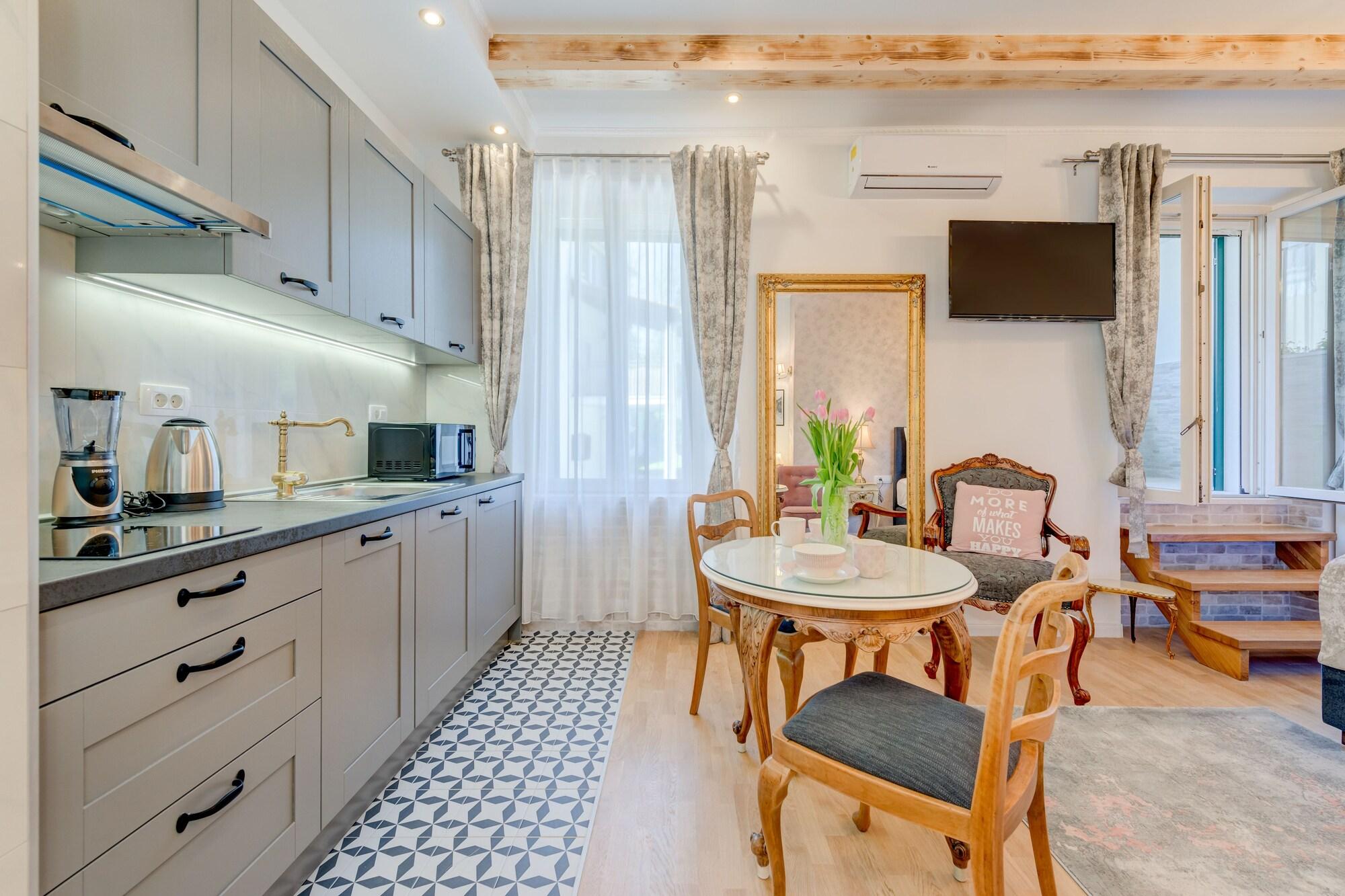 Фото Aurum Templi Suites
