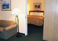 Фото Comfort Inn & Suites Tualatin - Lake Oswego South