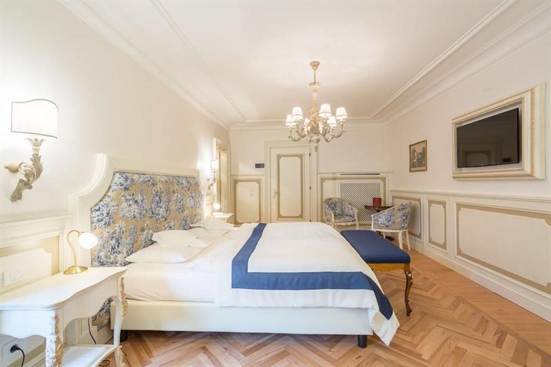 Фото Hotel Elephant