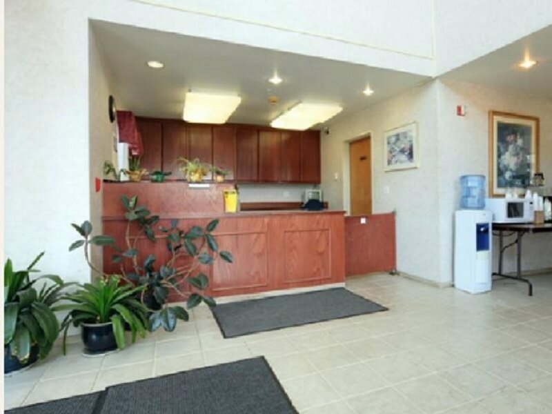 Фото Americas Best Value Inn Edmonds Seattle N