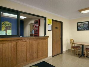 Гостиница Super 8 by Wyndham Saginaw