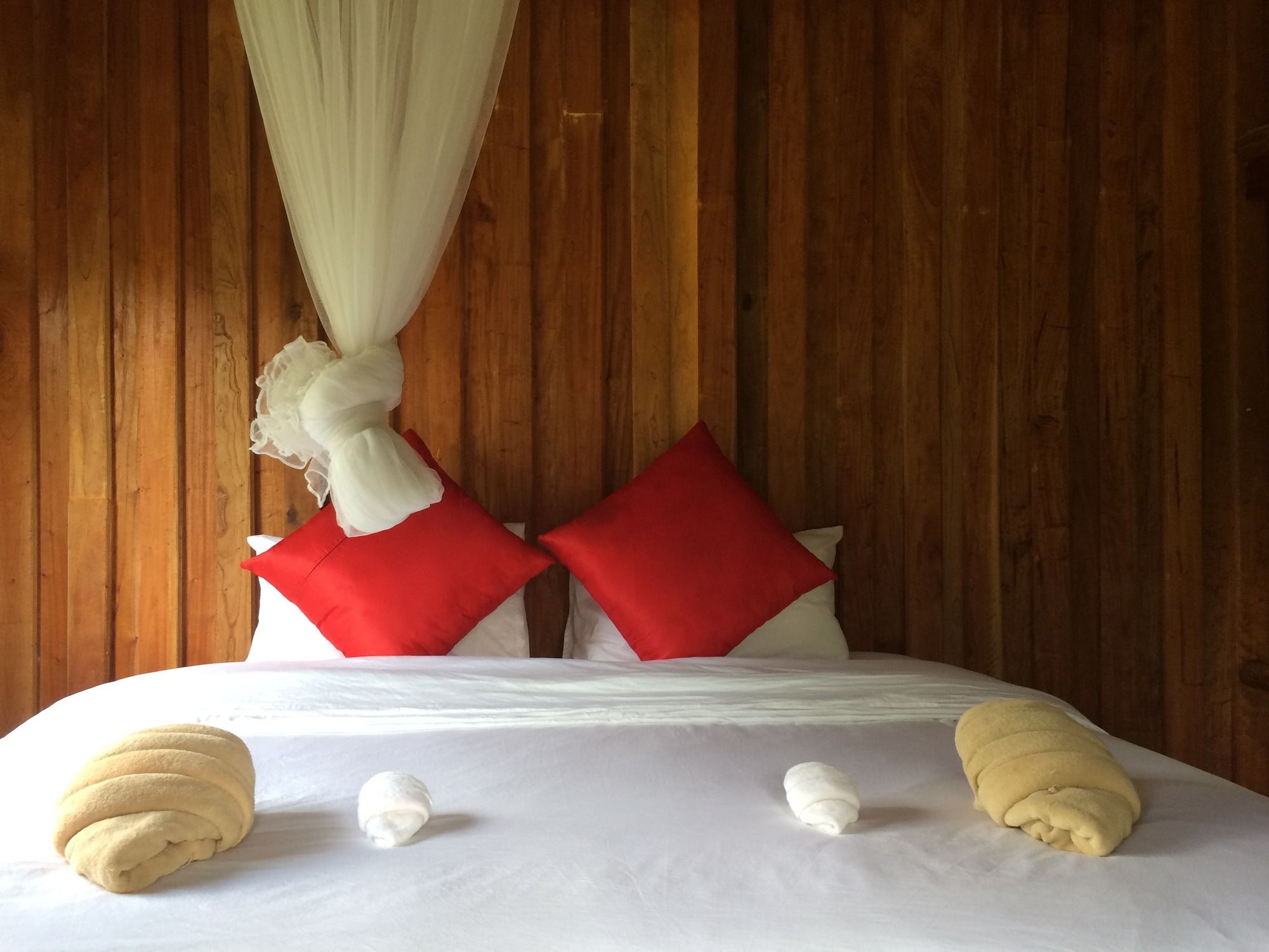 Фото The Ford Sunset Beach Resort