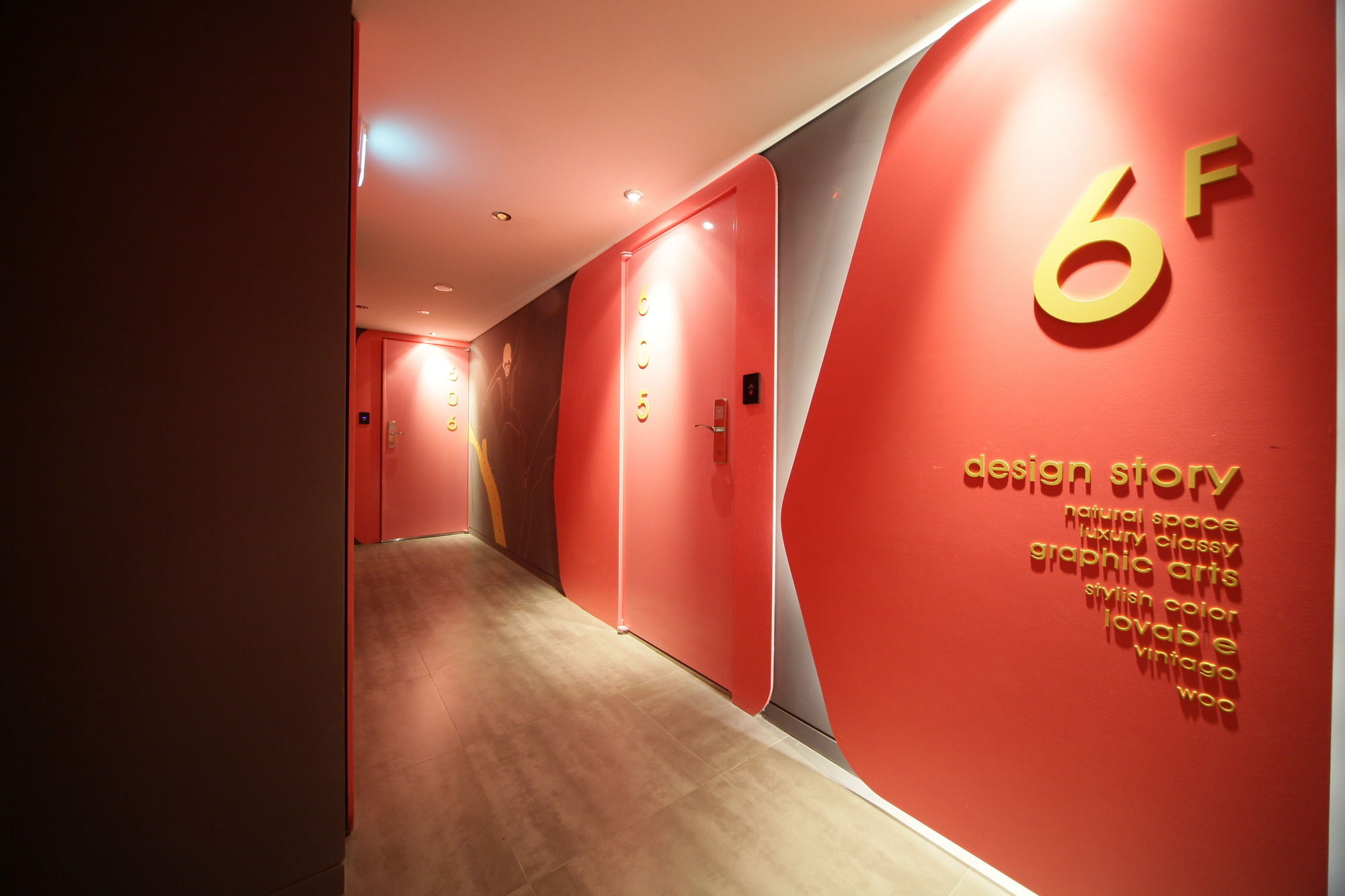 Фото Simple Stay Hotel