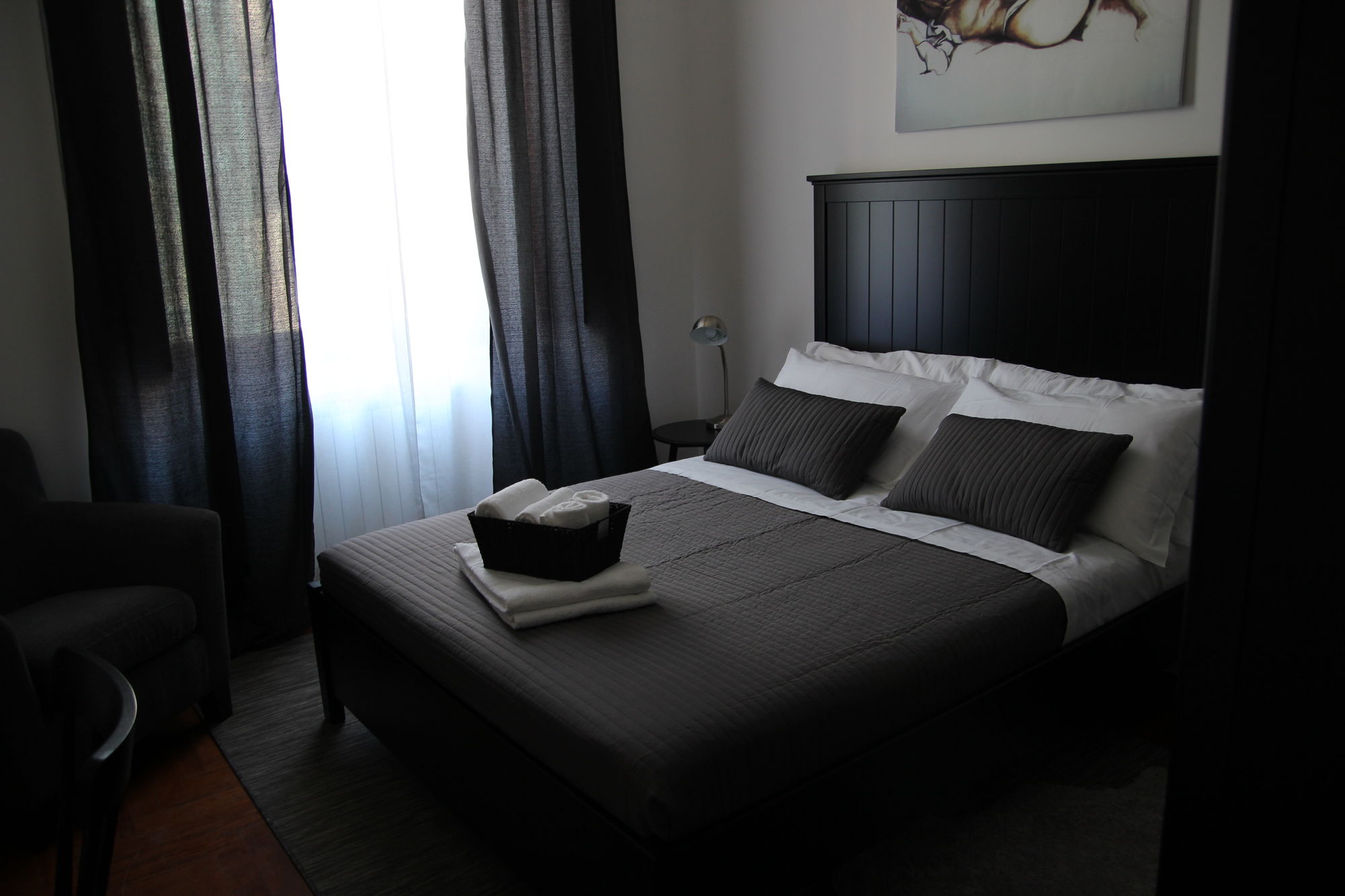 Фото B&b Gallidoro Maqueda 124 st