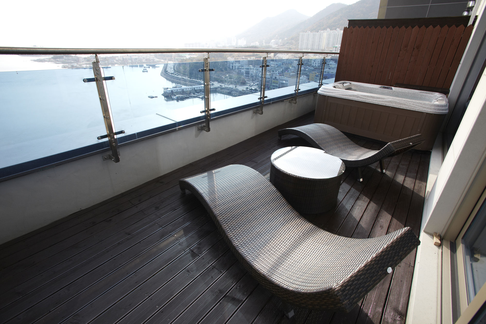 Фото Benikea Hotel Yeosu