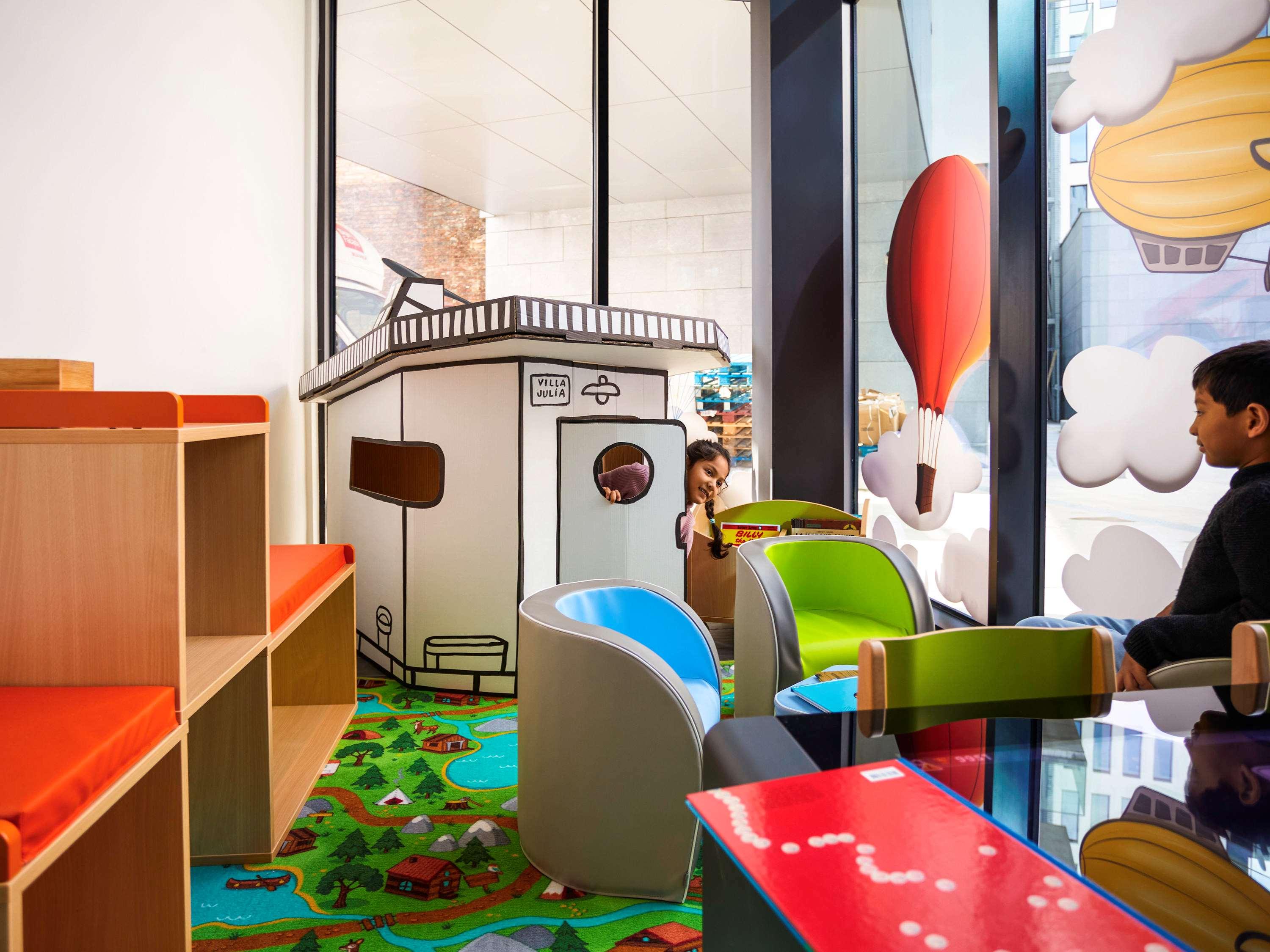 Фото Ibis Styles Liege Guillemins