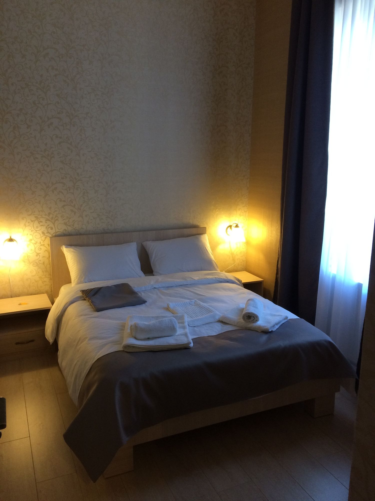 Фото Hotel Tabori