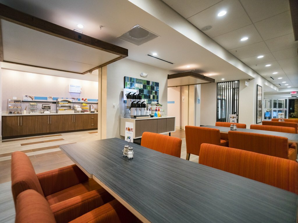 Фото Holiday Inn Express & Suites Southaven Central - Memphis, an Ihg Hotel