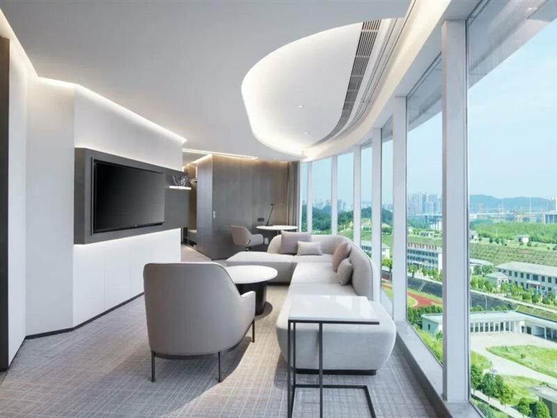 Фото Crowne Plaza Wuhan Optics Valley, an Ihg Hotel