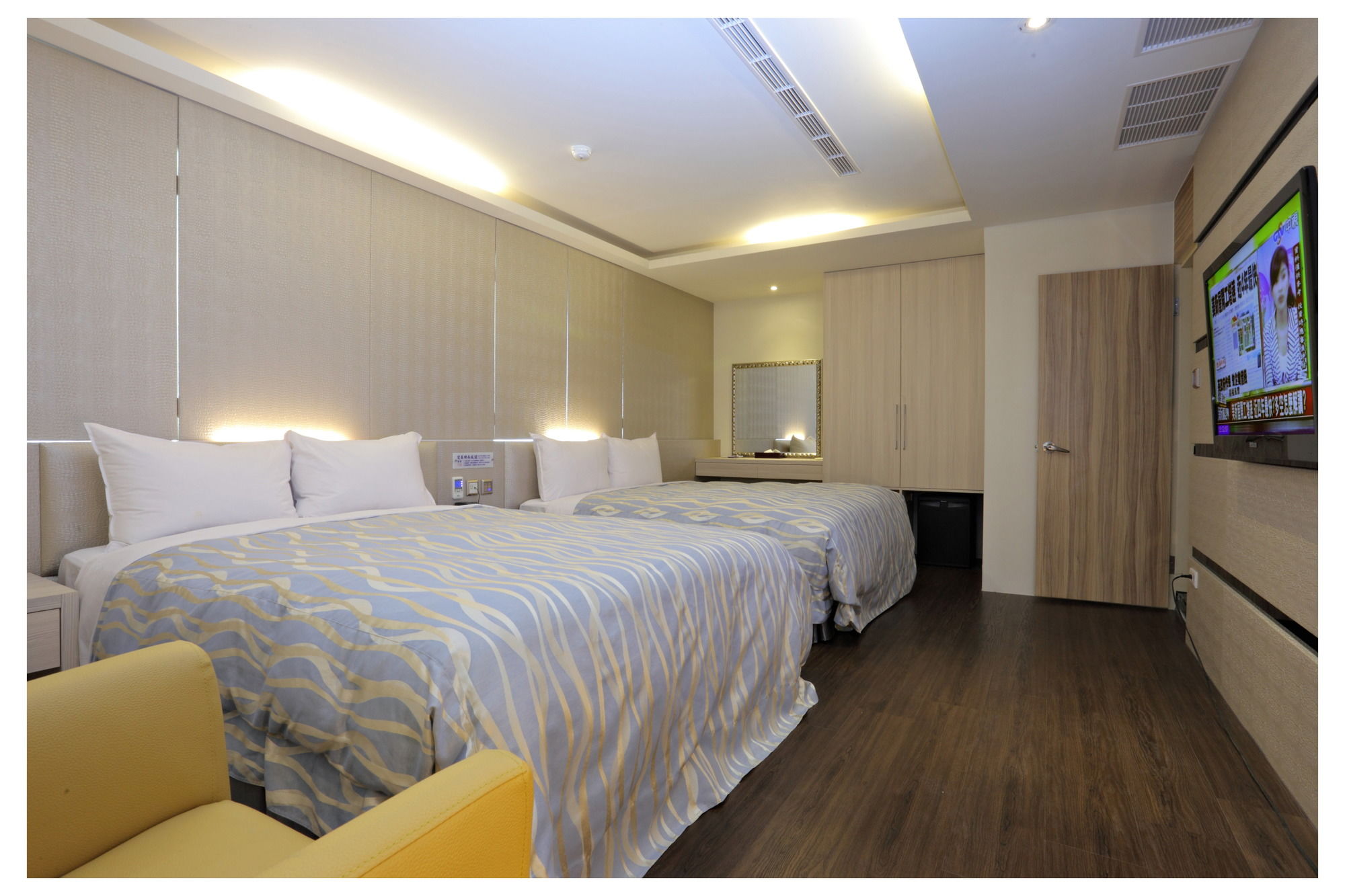 Фото Ai Lai Fashion Hotel