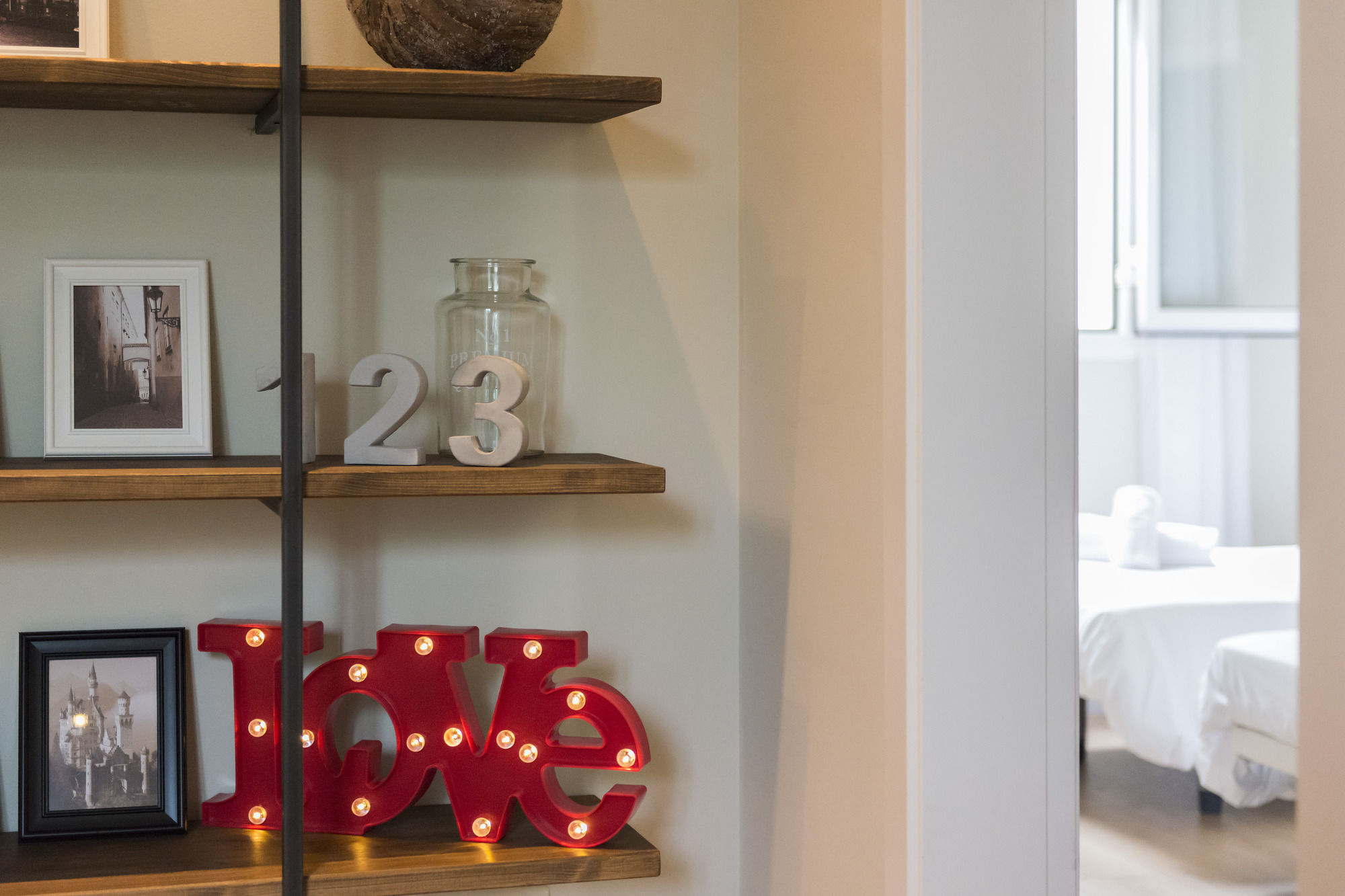 Фото Four Petals Boutique Apartments