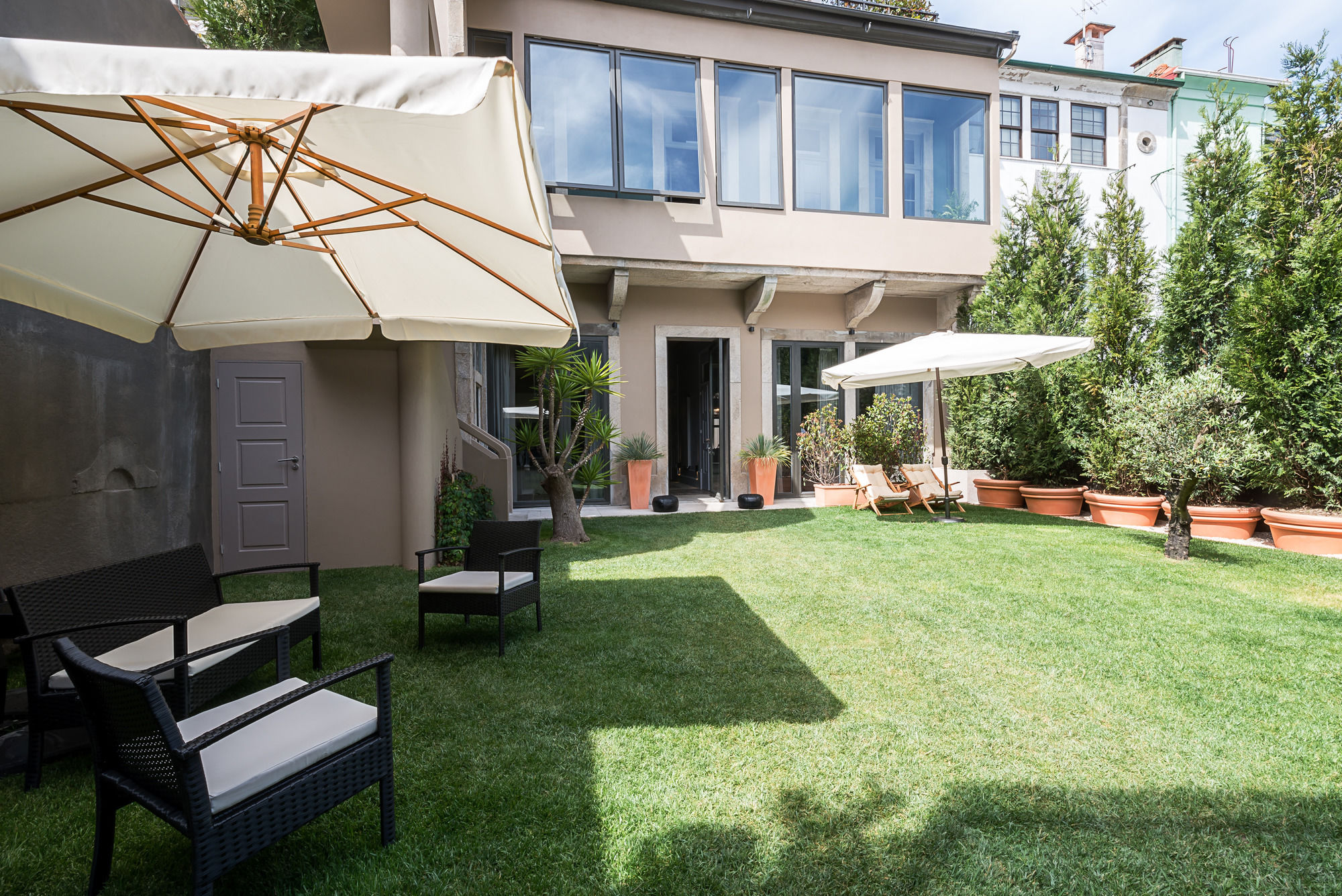 Фото Charm Palace