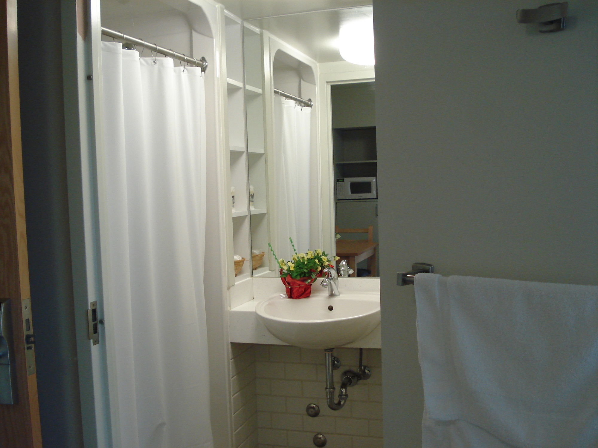 Фото Humber College Lakeshore Campus Residence