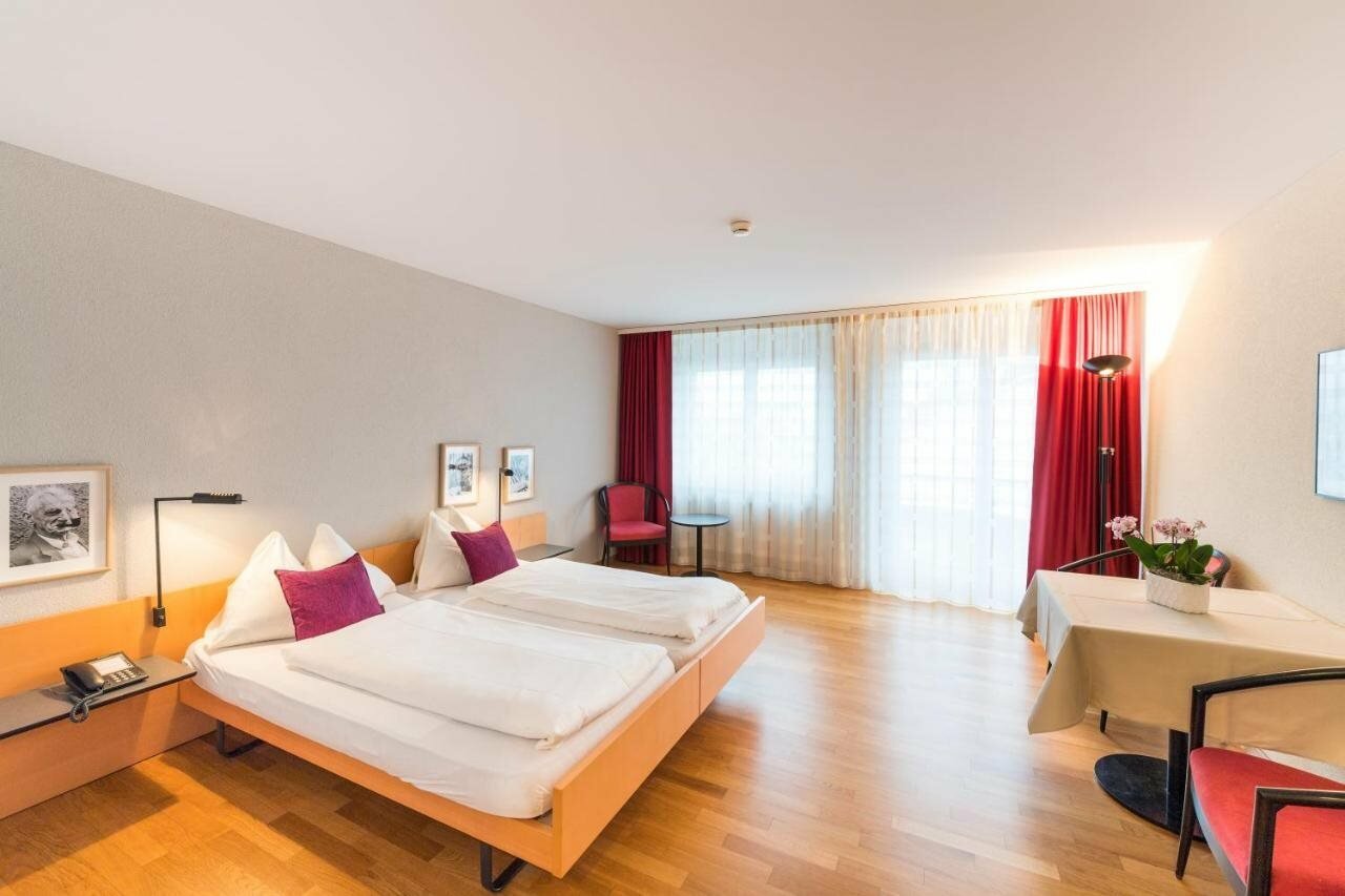 Фото Krone Buochs - Hotel & Restaurant