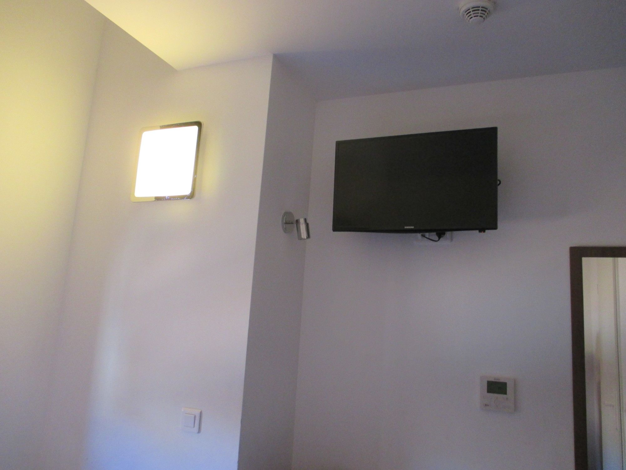 Фото Hôtel le Pastel