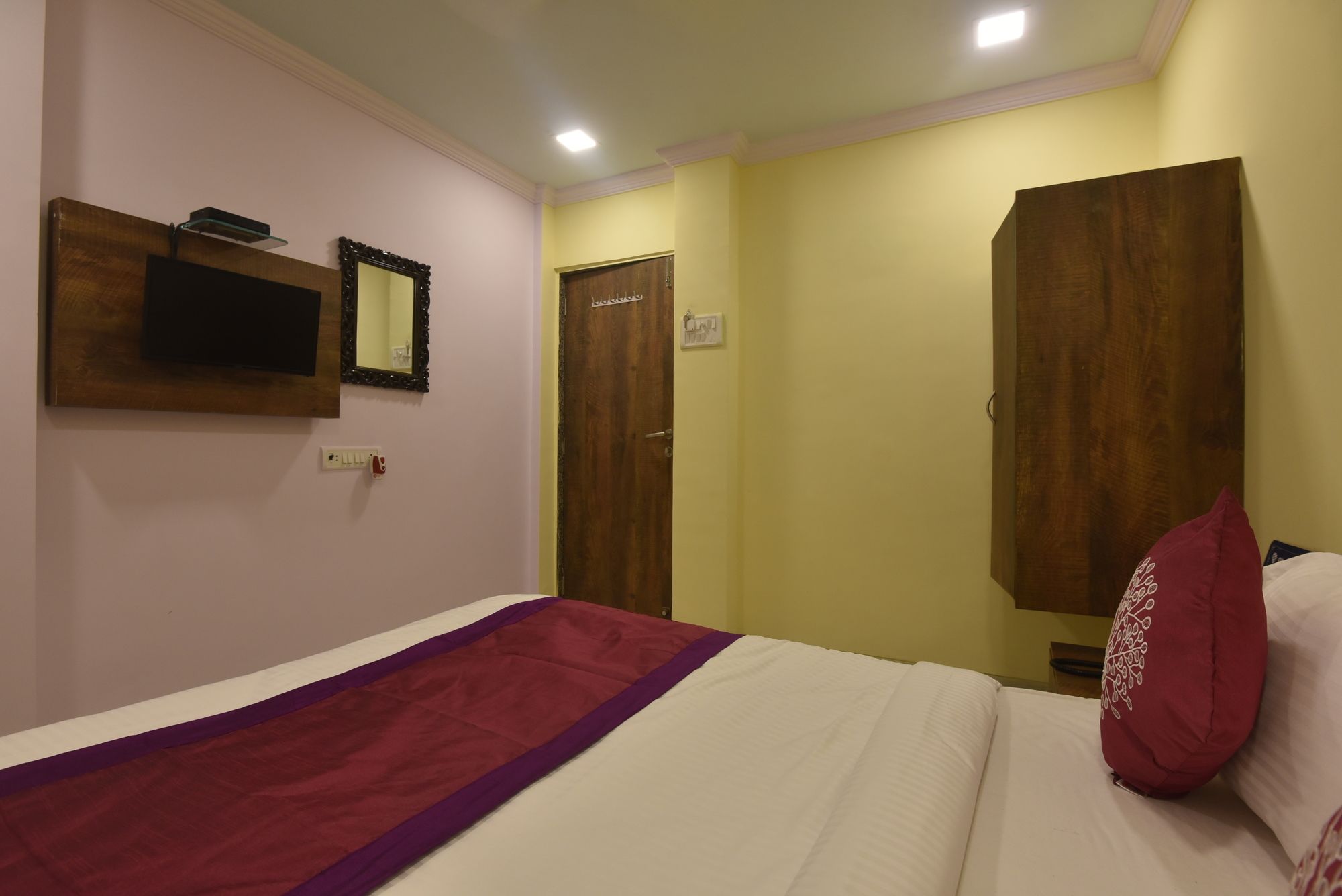 Фото Oyo 8685 Hotel Stayland