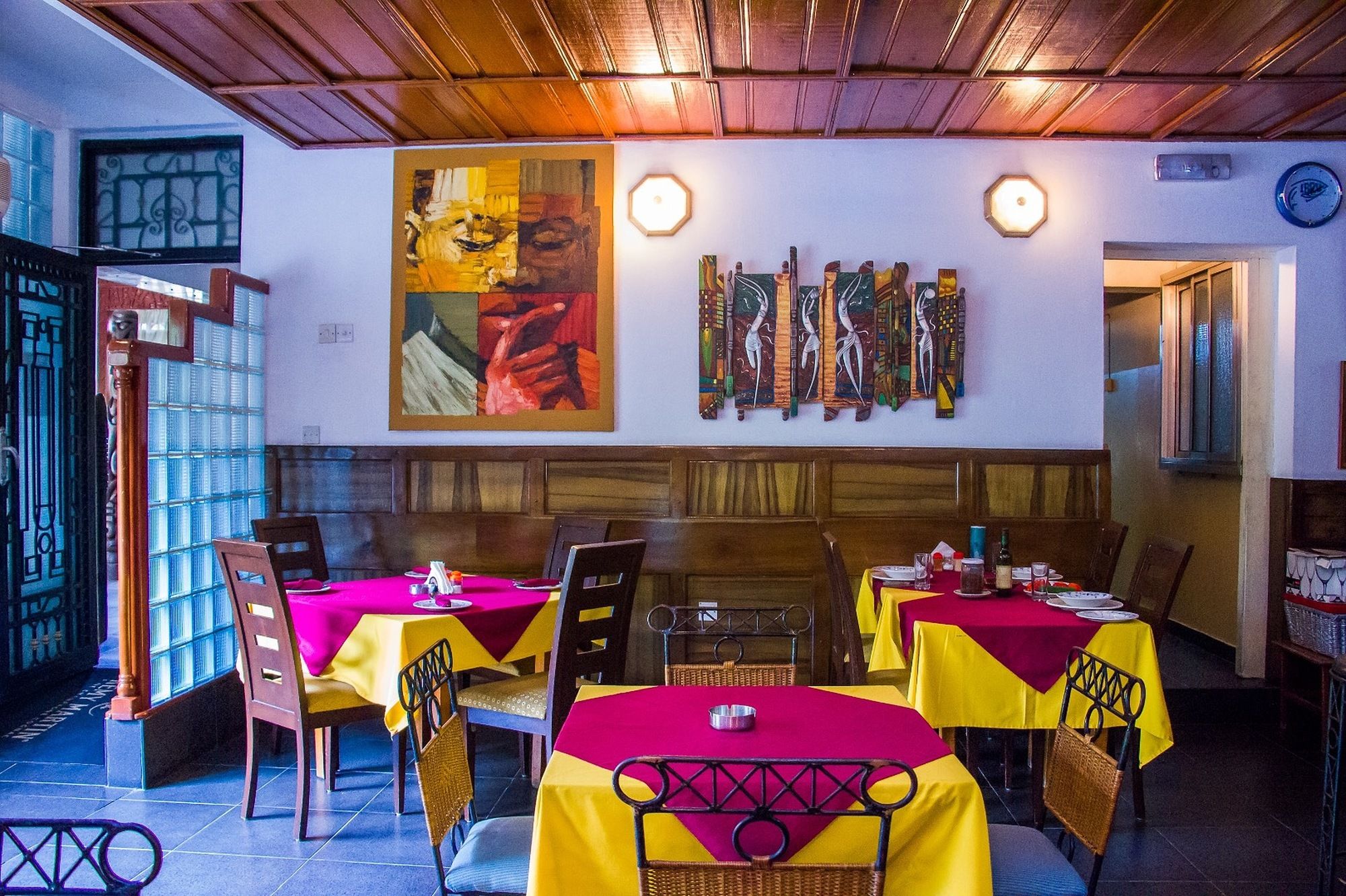 Фото Elliotnass Hotel