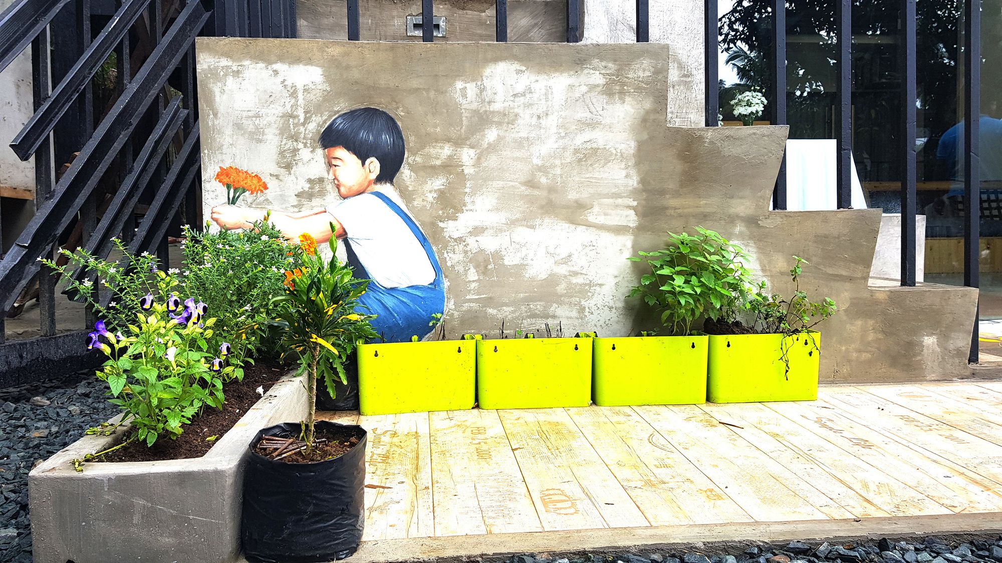 Фото Containers by Eco Hotel Tagaytay