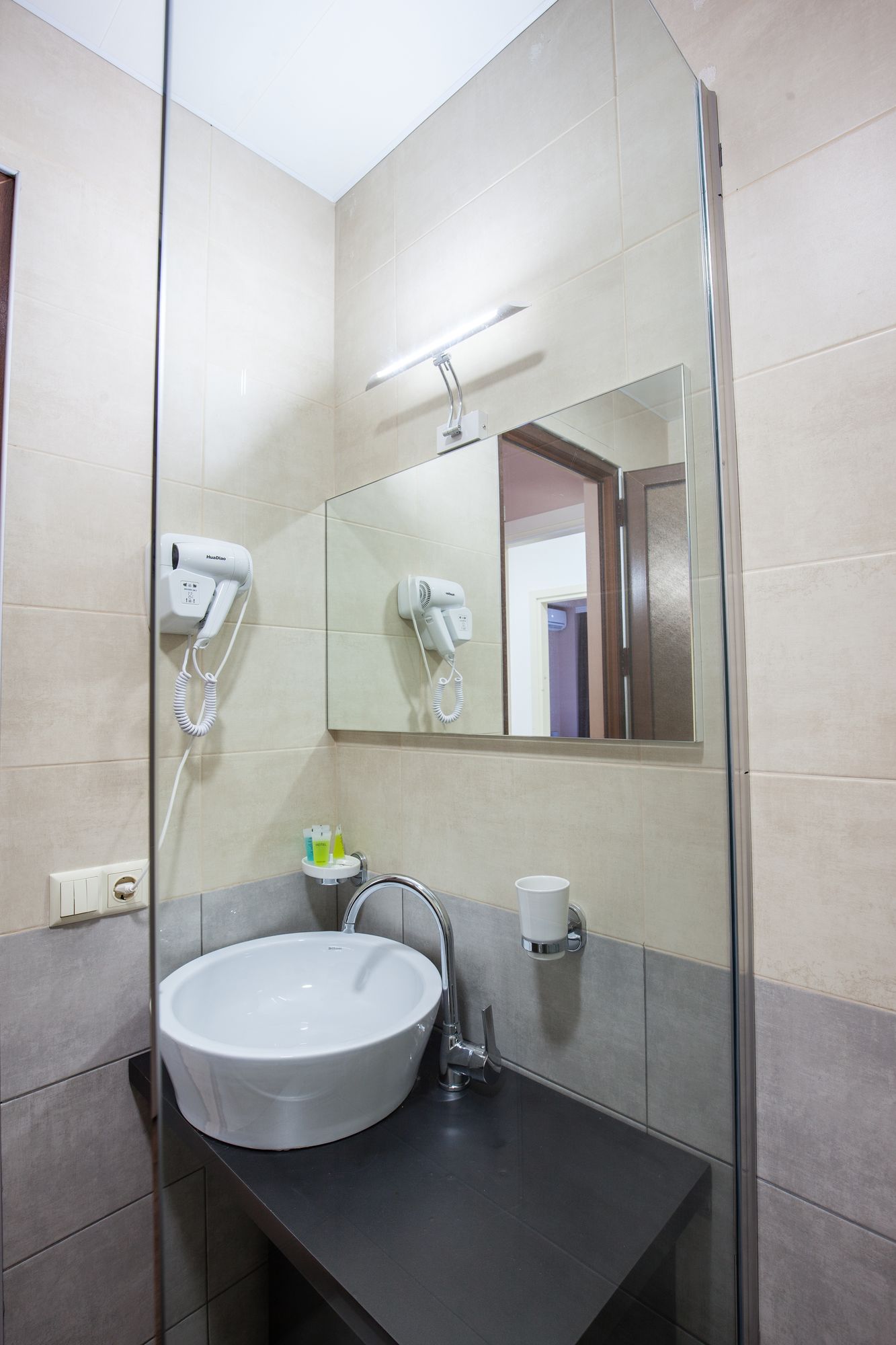 Фото Hotel № 16