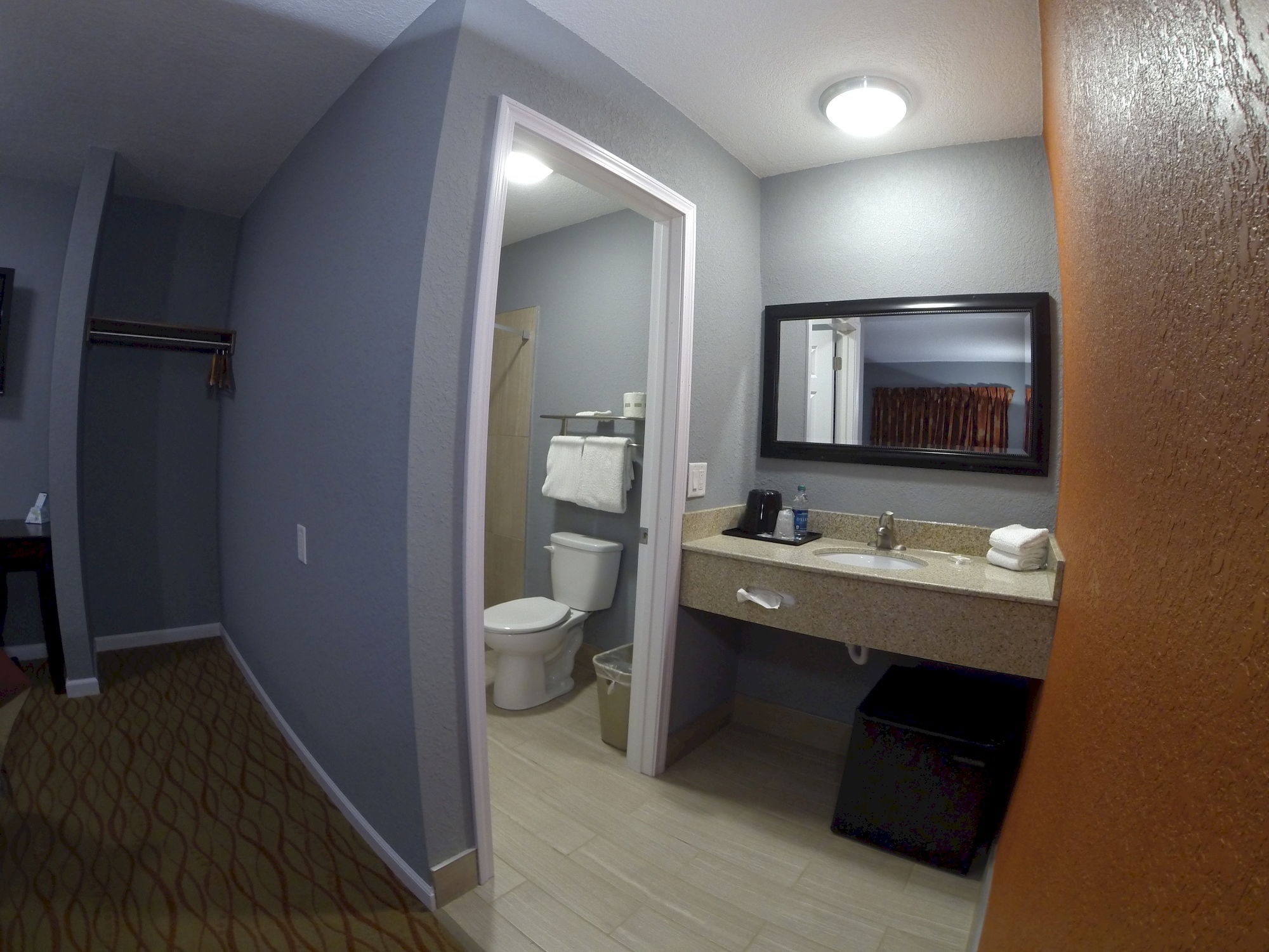 Фото Cozy Rest Motel