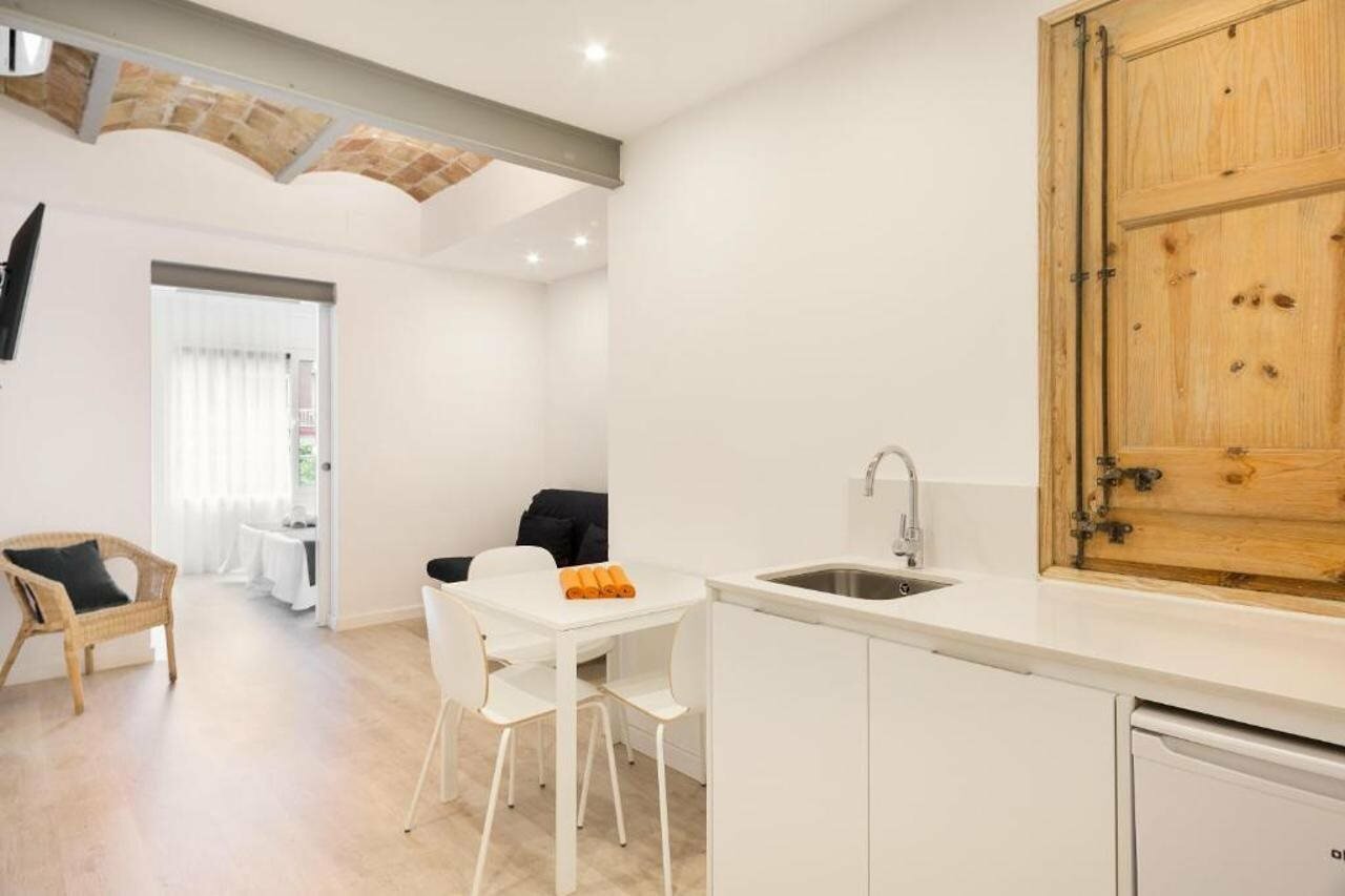 Фото BcnStop Sagrada Familia Apartments