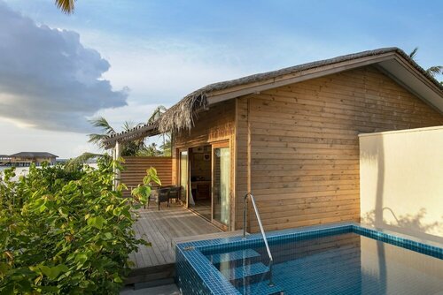 Гостиница You & Me Maldives