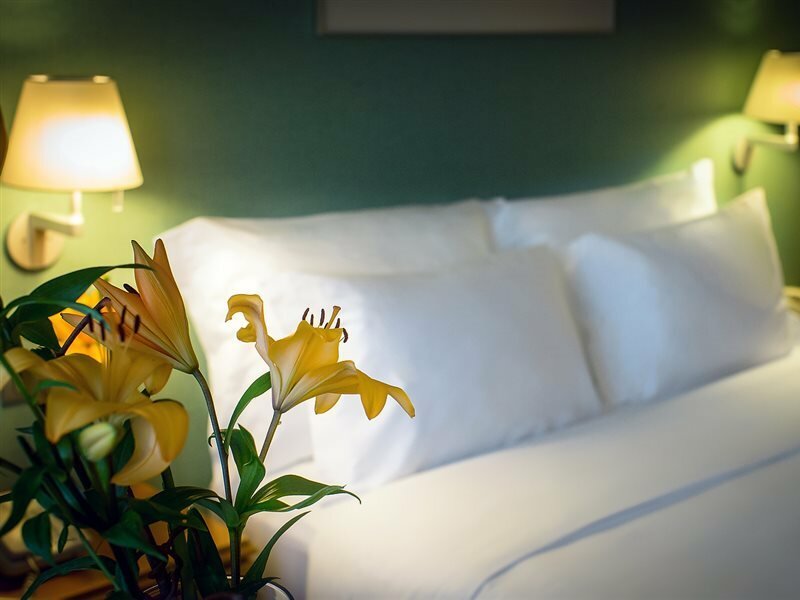 Фото Sana Metropolitan Hotel