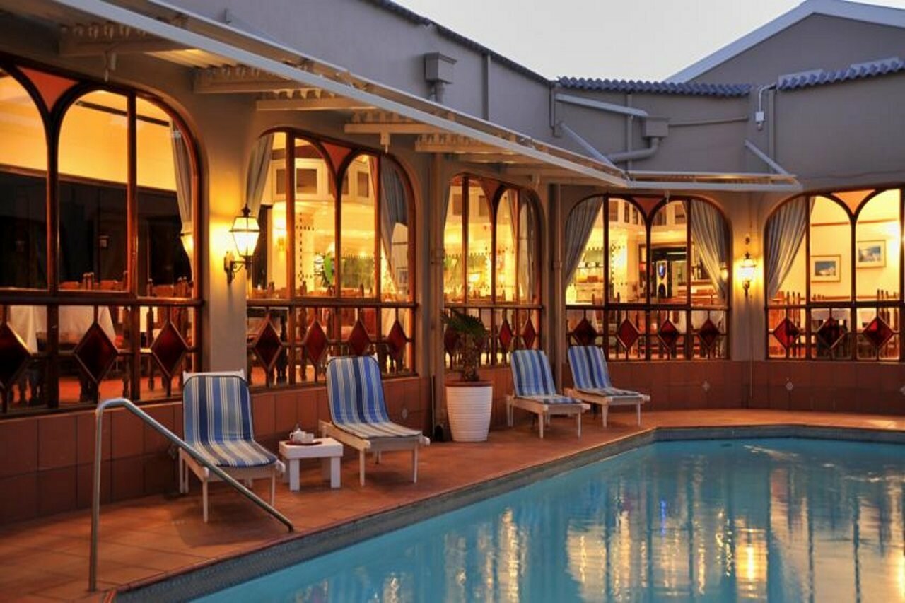 Фото отеля 2