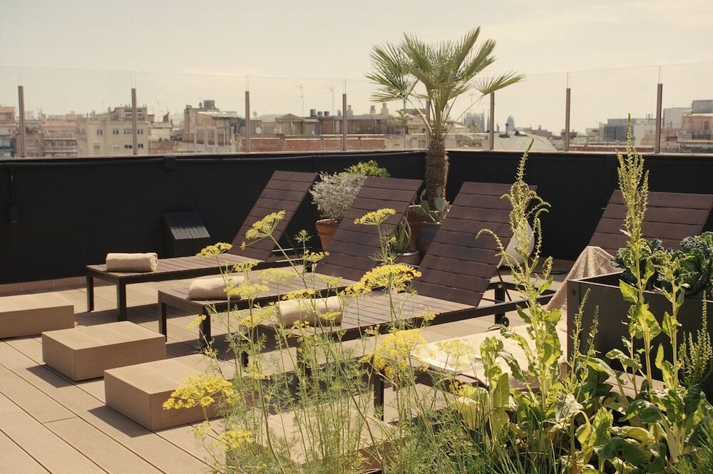 Фото Pol & Grace Hotel