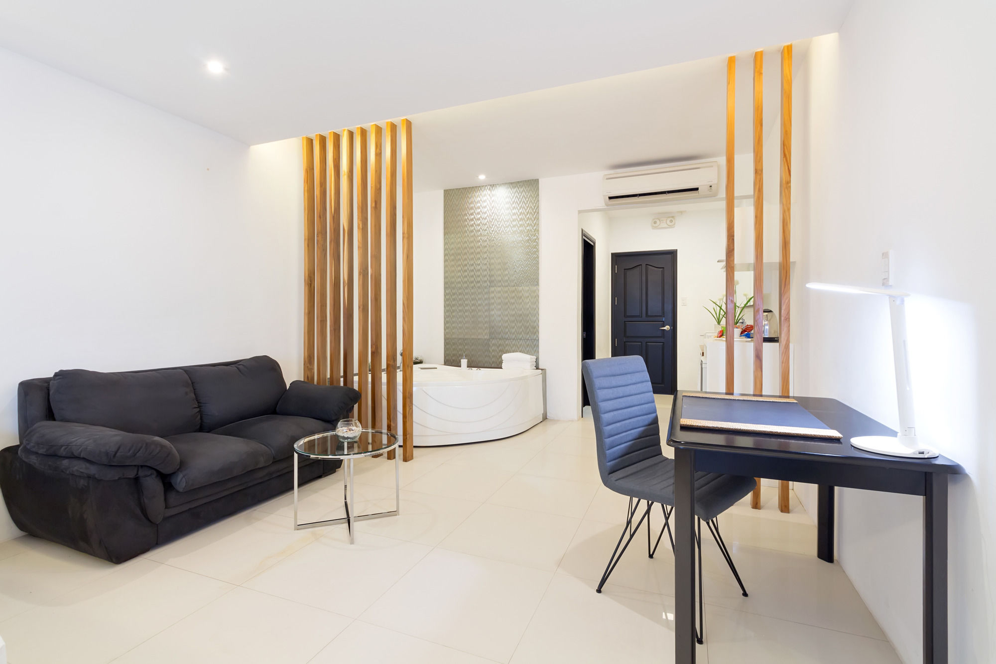 Фото Winds Boutique Hotel