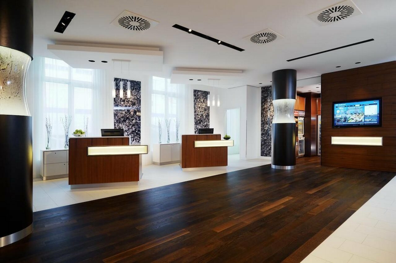 Фото Courtyard by Marriott Cologne