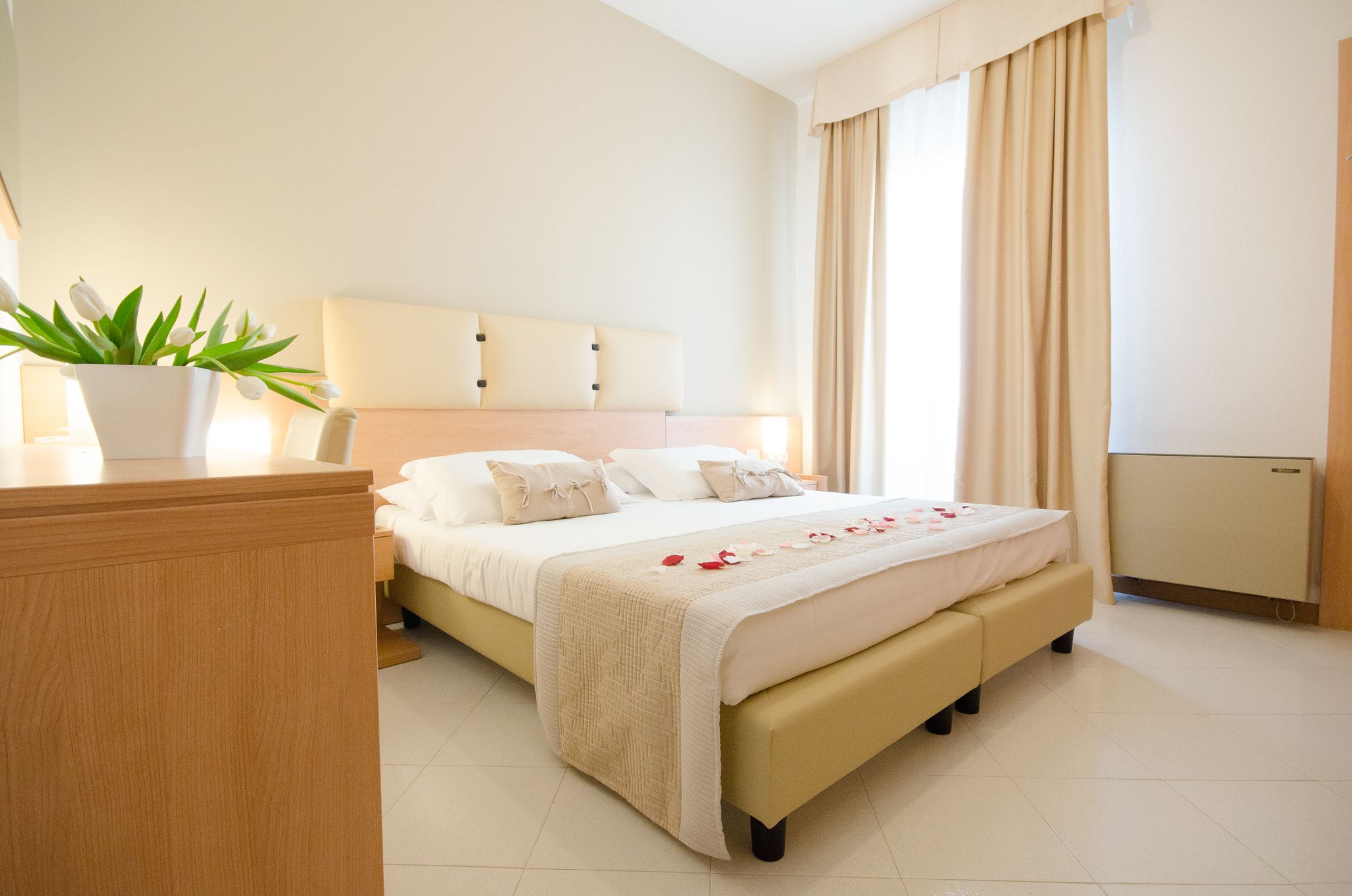 Фото Hotel al Sole Bardolino