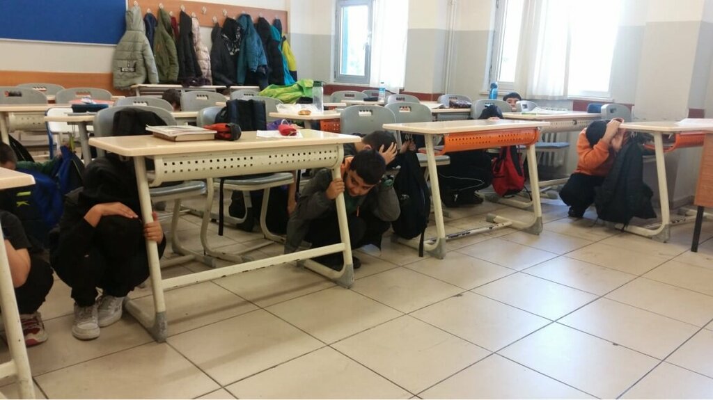 Escuela de enseñanza general Kayasehir Seyh Samil Imam Hatip Secondary School, , foto