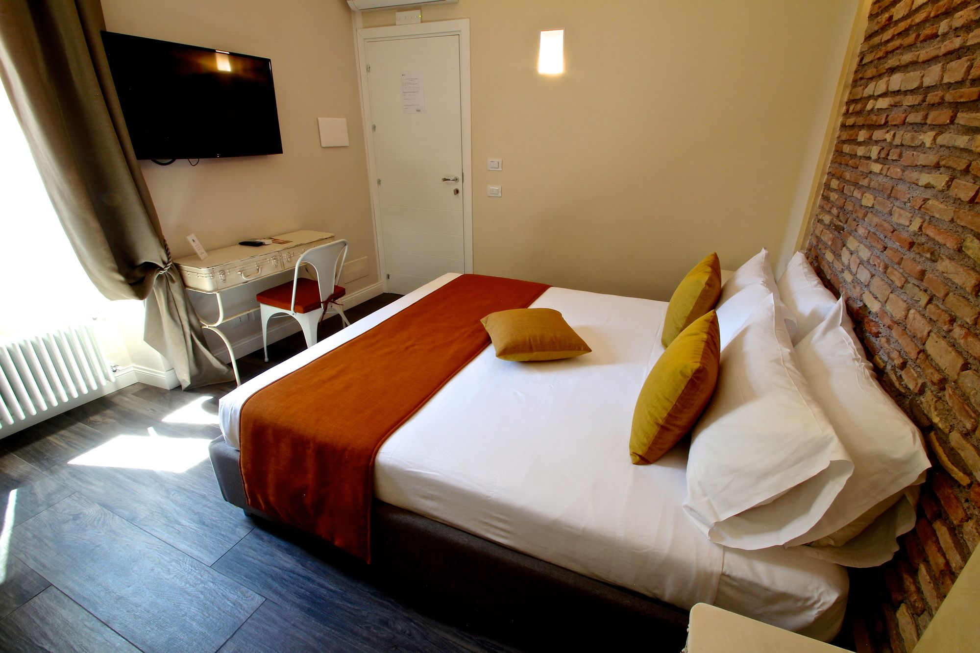 Фото Гостевой Дом Spagna Secret Rooms