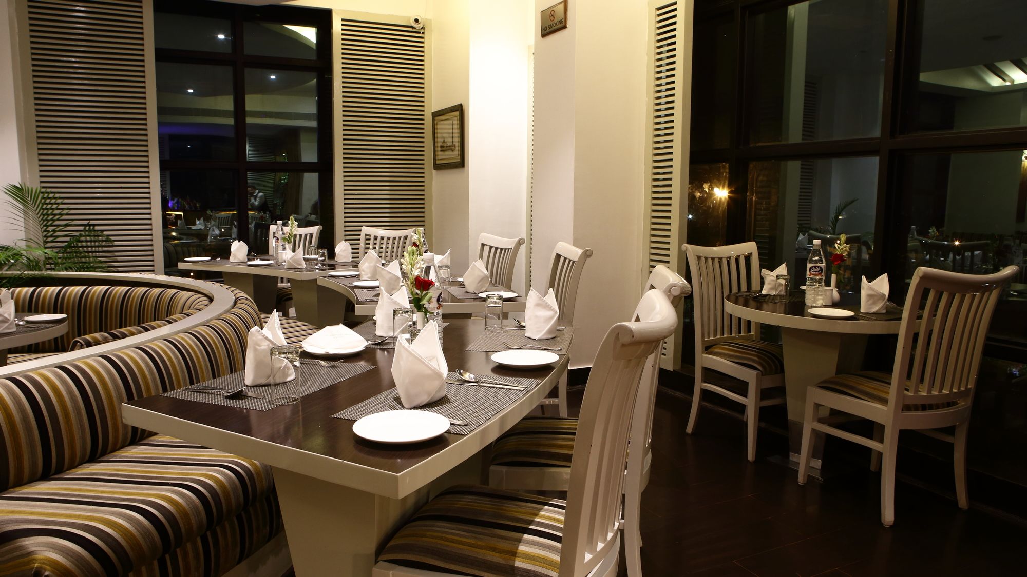 Фото Gemini Continental Lucknow