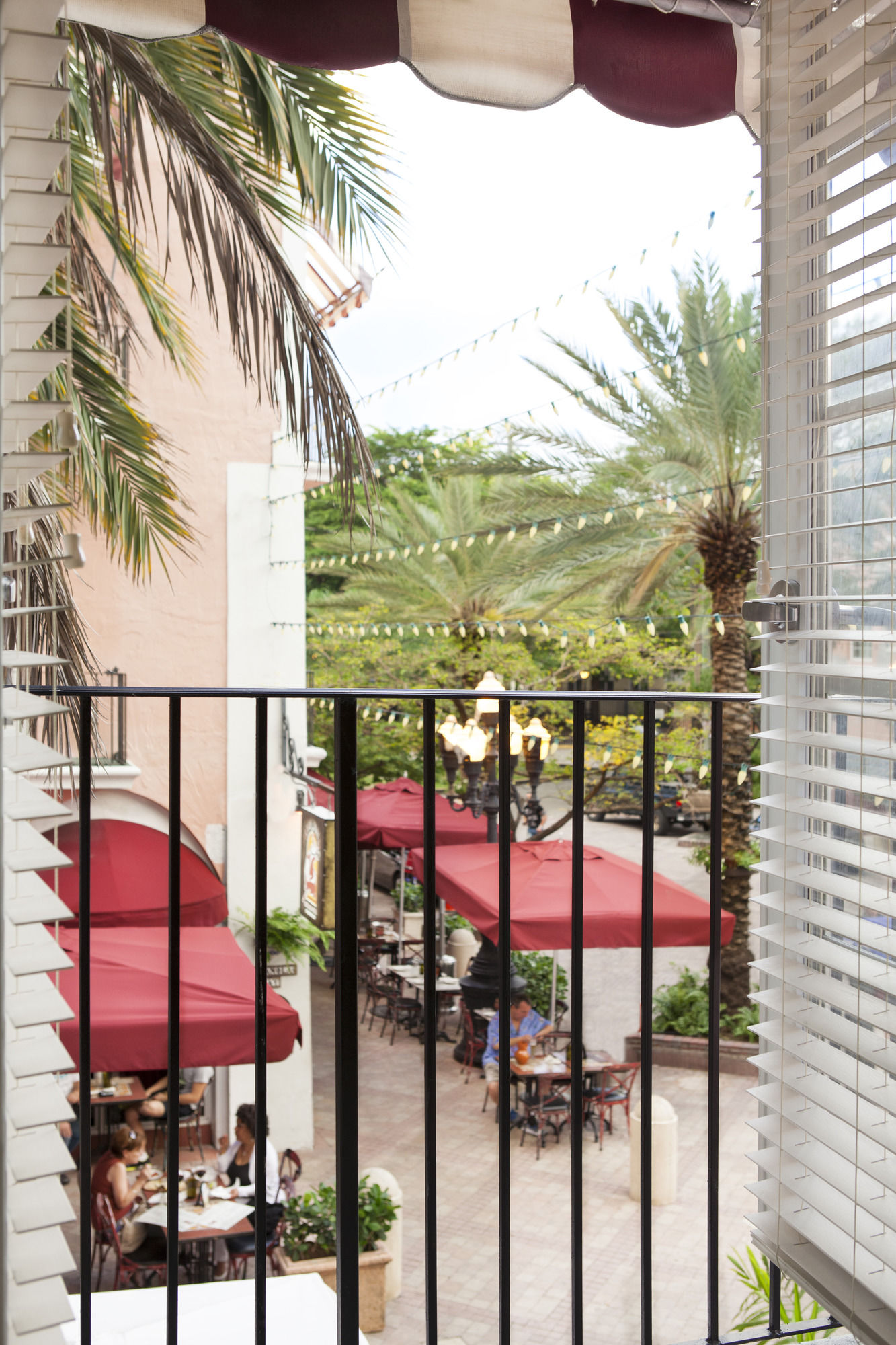 Фото Kasa El Paseo Miami Beach