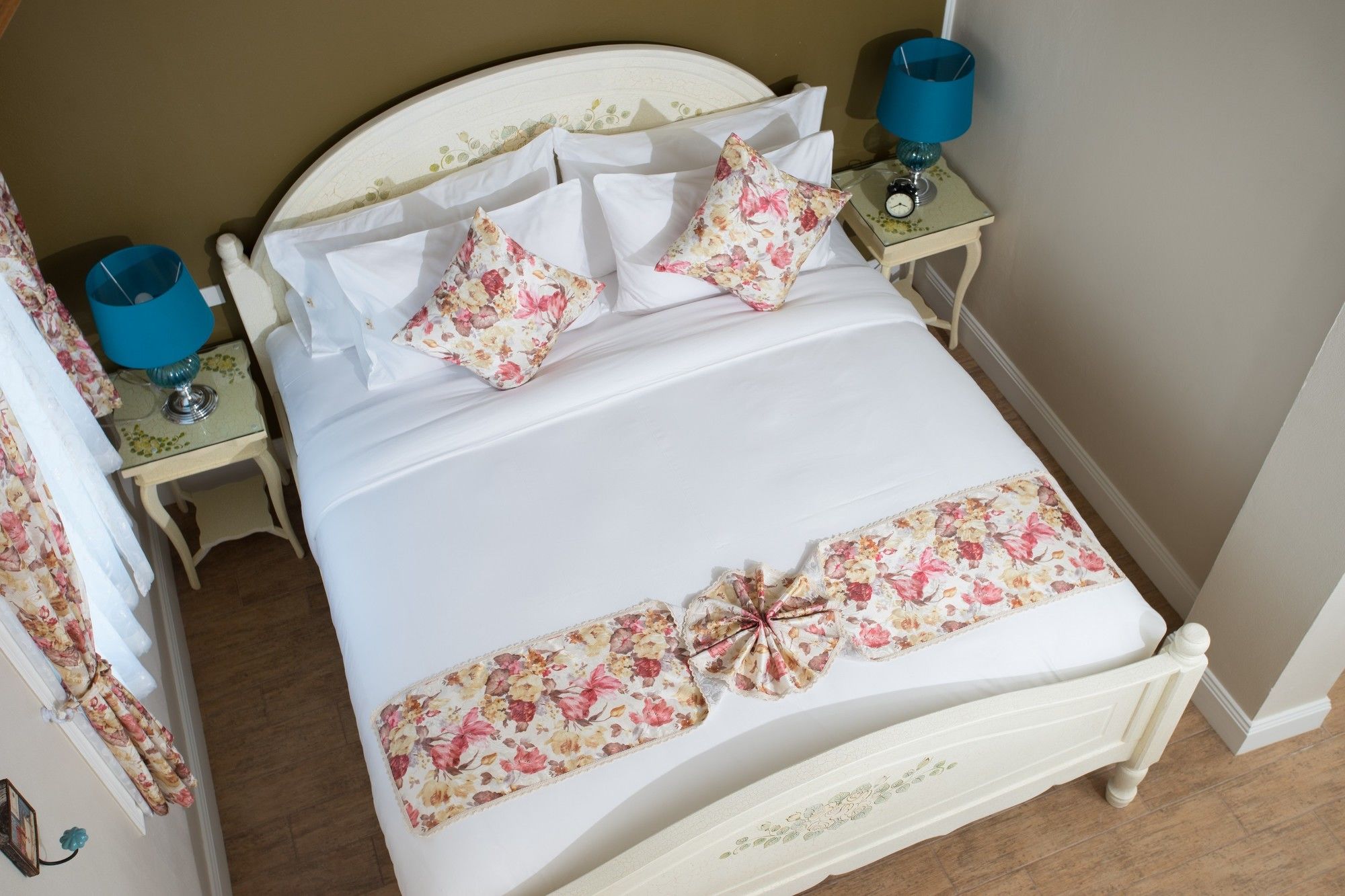 Фото Hillsborough The English Country House