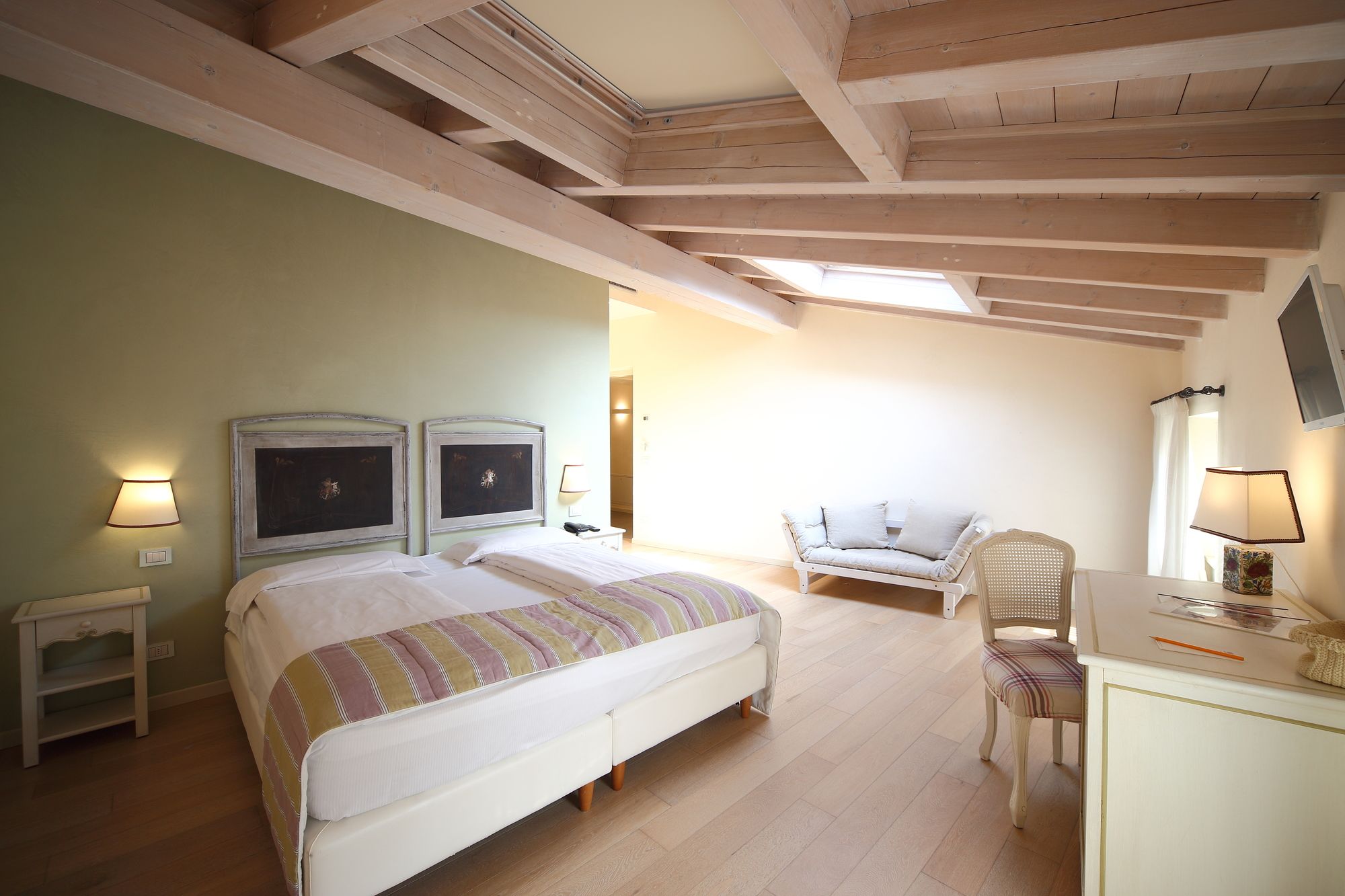 Фото Hotel Villa Moron