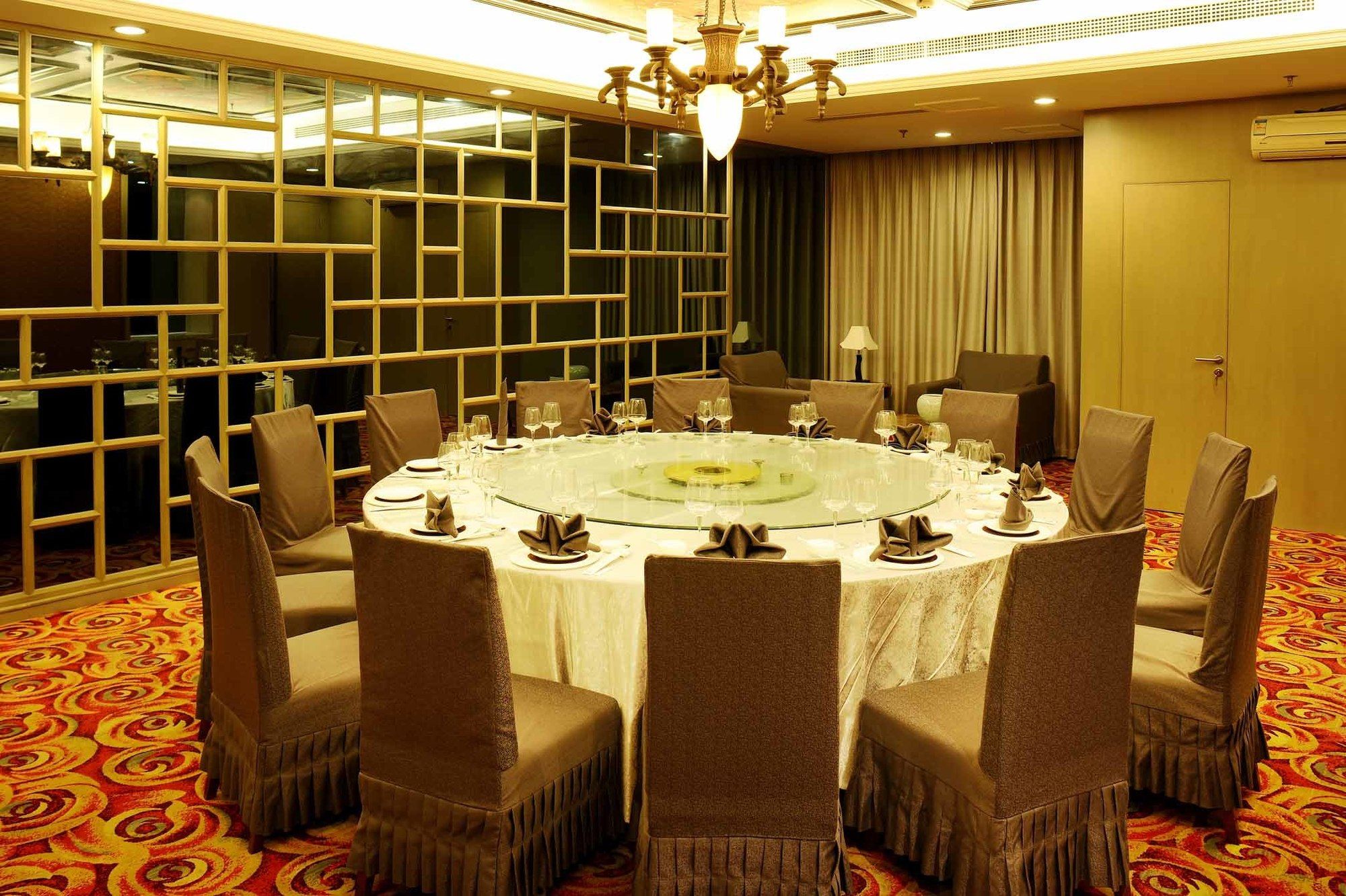 Фото Sovereign Hotel KunShan