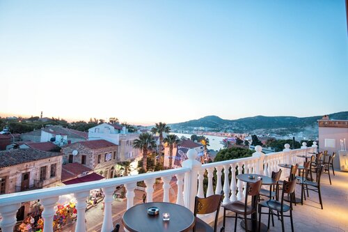 Гостиница Menendi Otel в Фоче