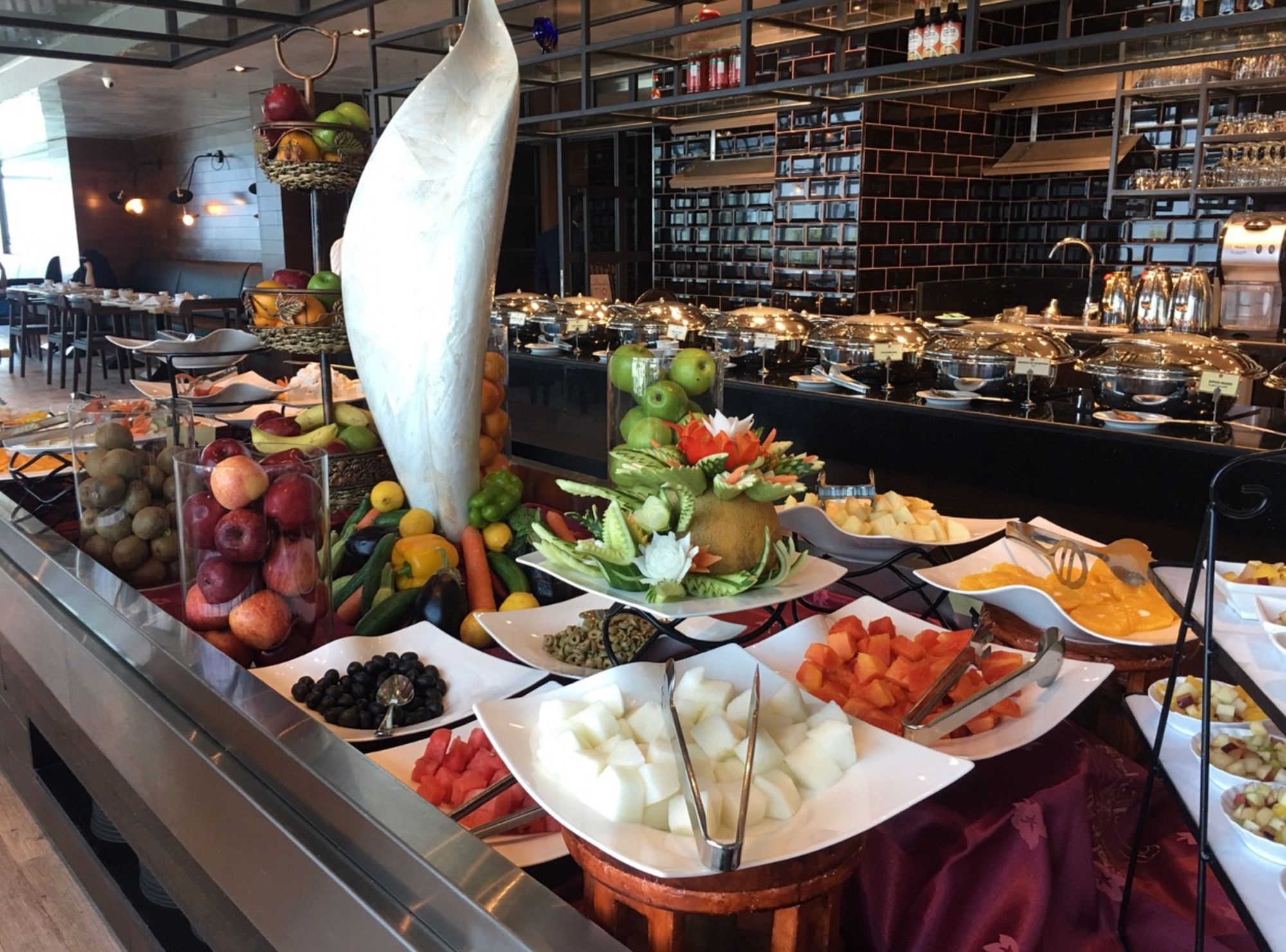 Фото Ramada by Wyndham Manama City Centre