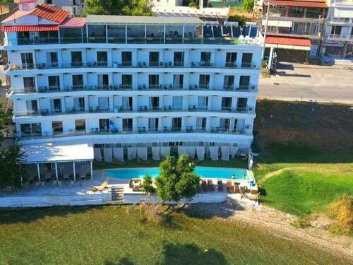 Внешний вид отеля Porto Evia Boutique hotel by Xenia Resorts в Муниципальной единице Амаринтосе, фото 5