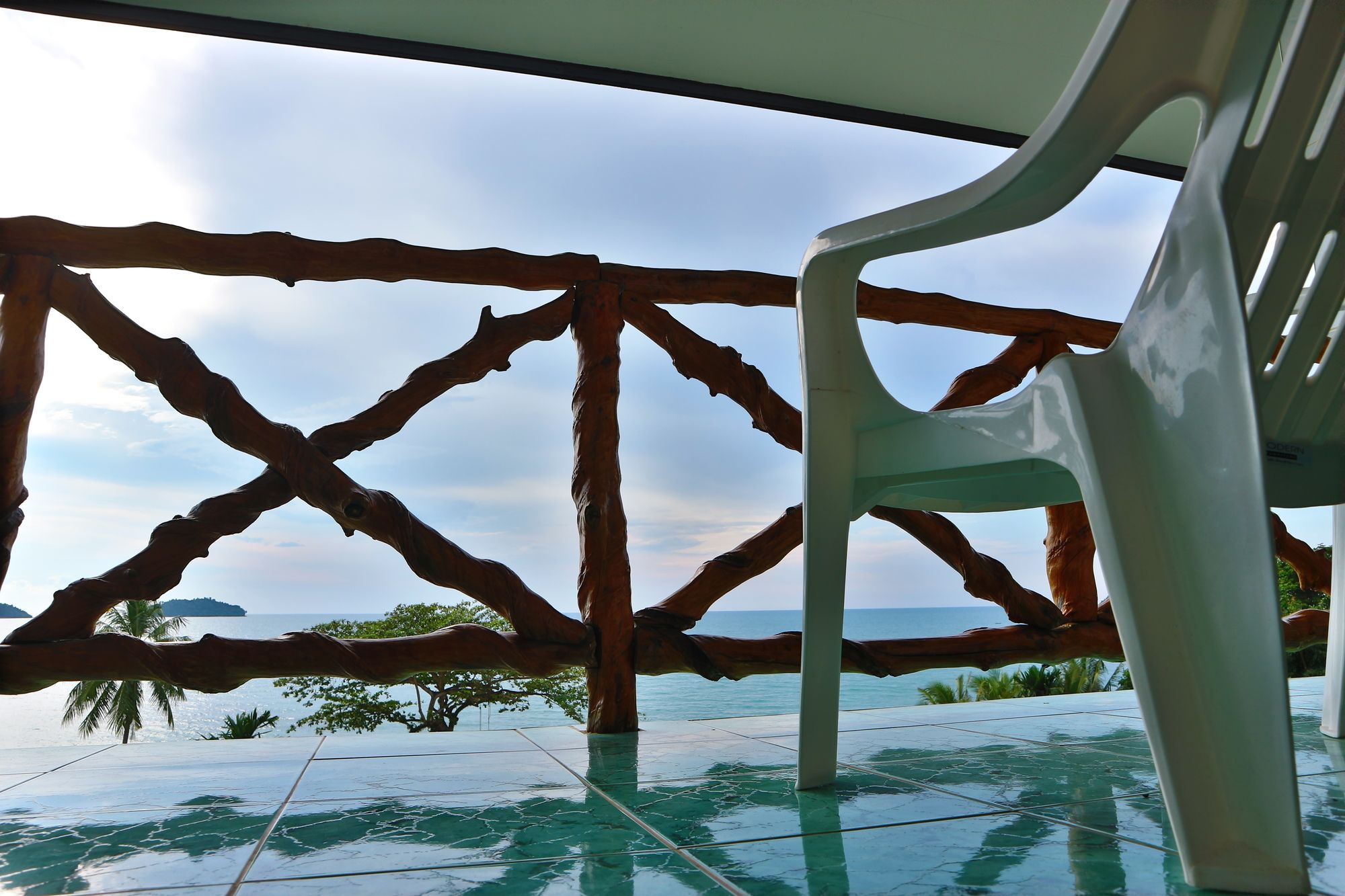 Фото Mam Kai Bae Beach Resort