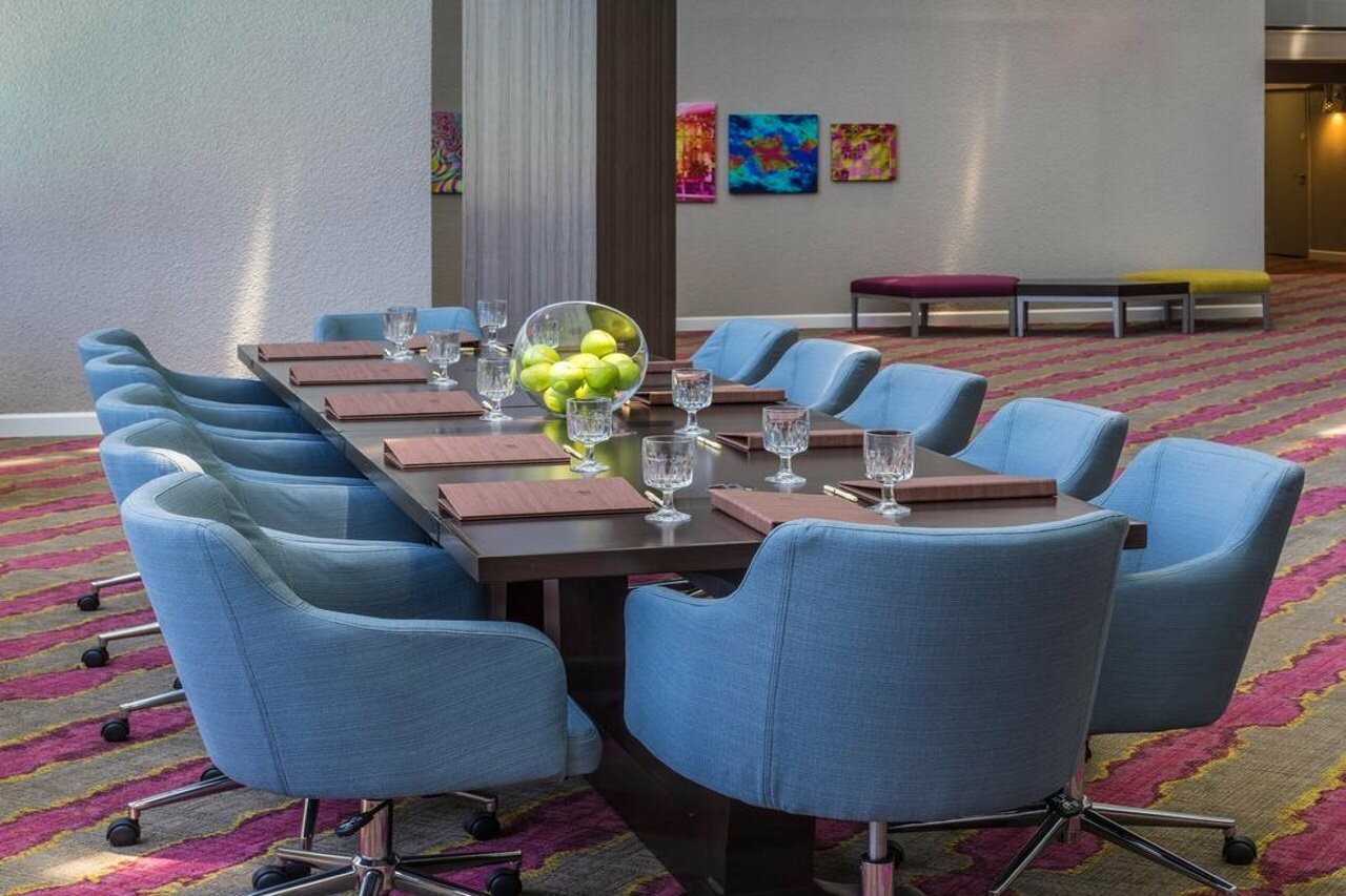 Фото DoubleTree by Hilton Hotel Austin Northwest Arboretum