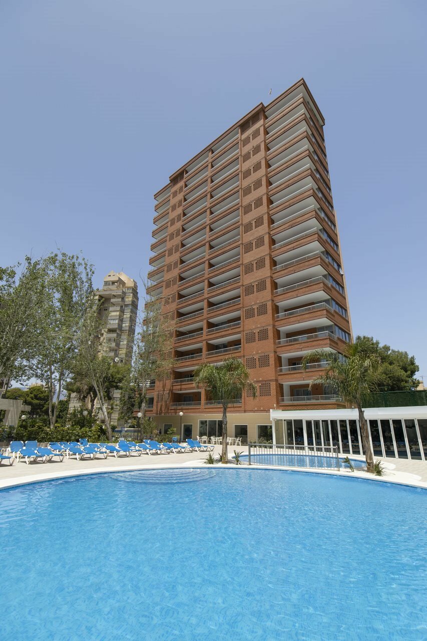Фото Aparthotel BCL Levante Lux