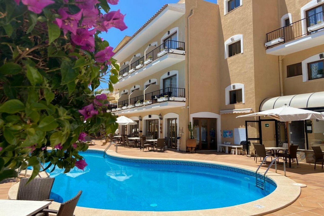 Фото Hostal Villa Rosa